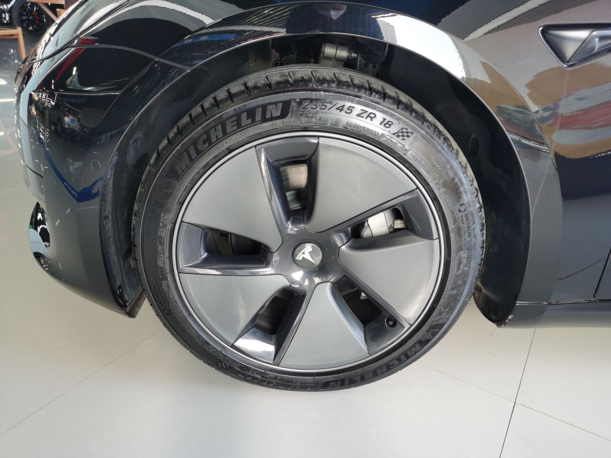 特斯拉 Model 3 2022款 后轮驱动版