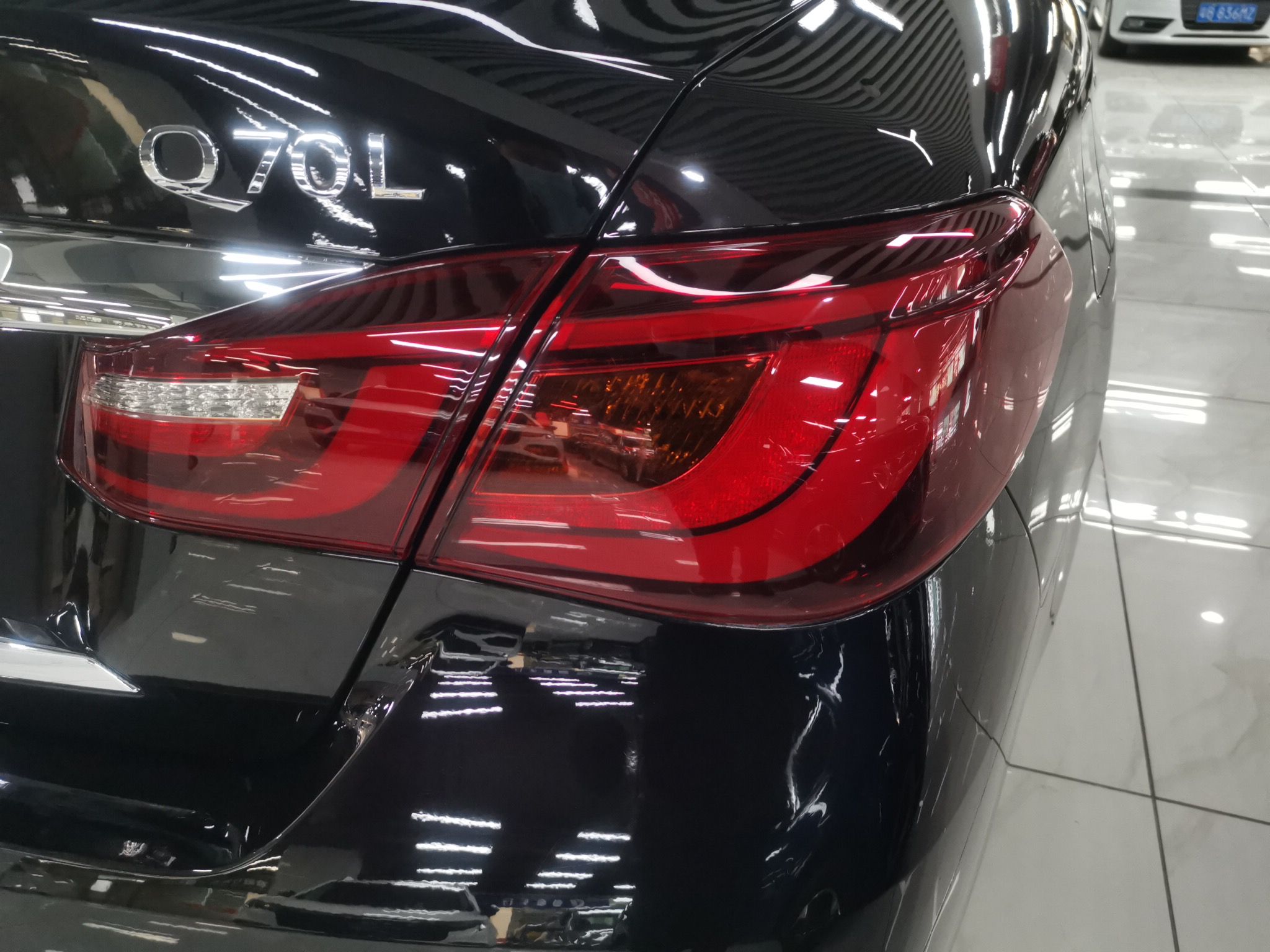 英菲尼迪Q70L 2015款 Q70L 2.5L 悦享版(进口)