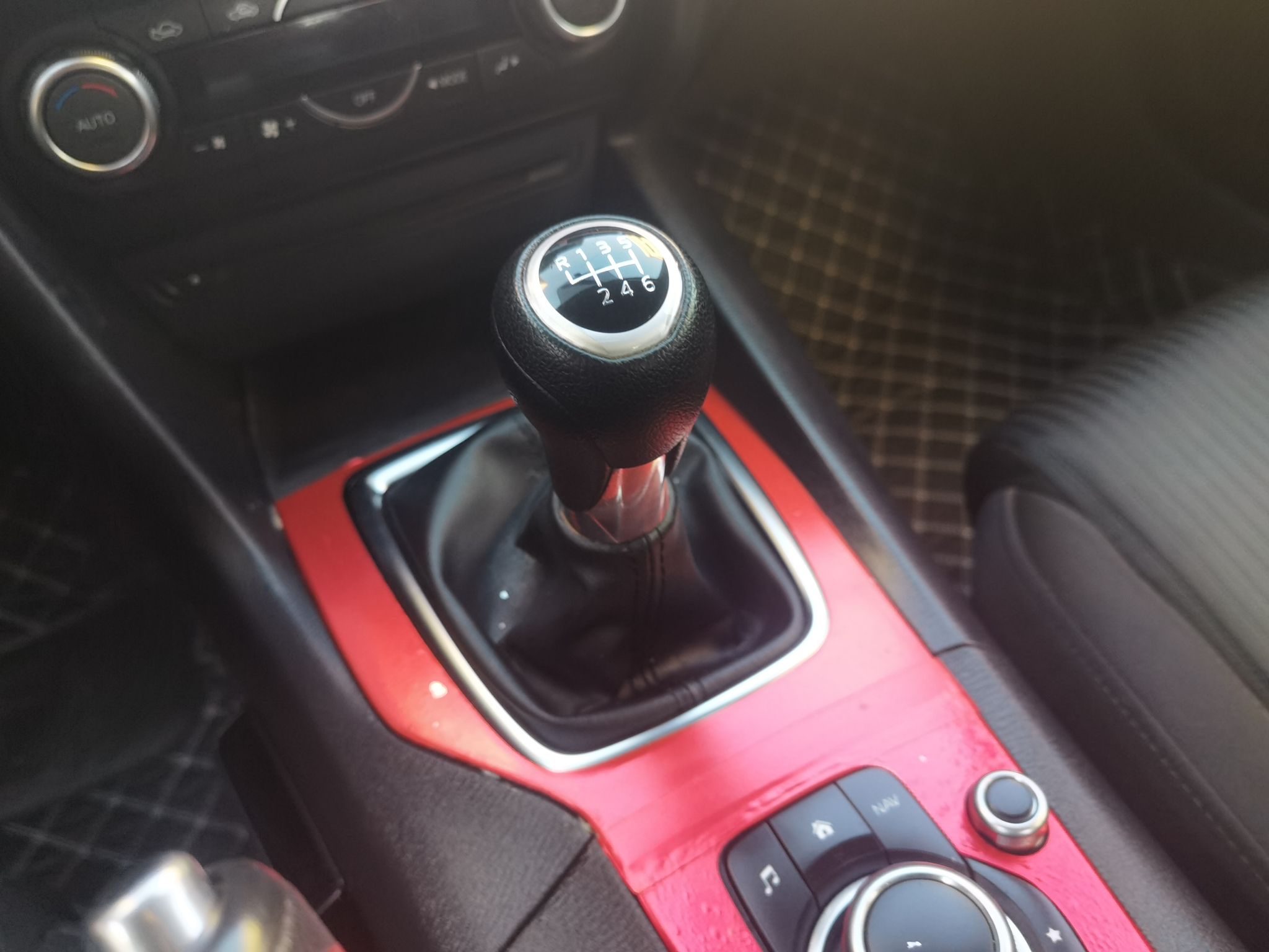 马自达 昂克赛拉 2016款 三厢 1.5L 手动豪华型