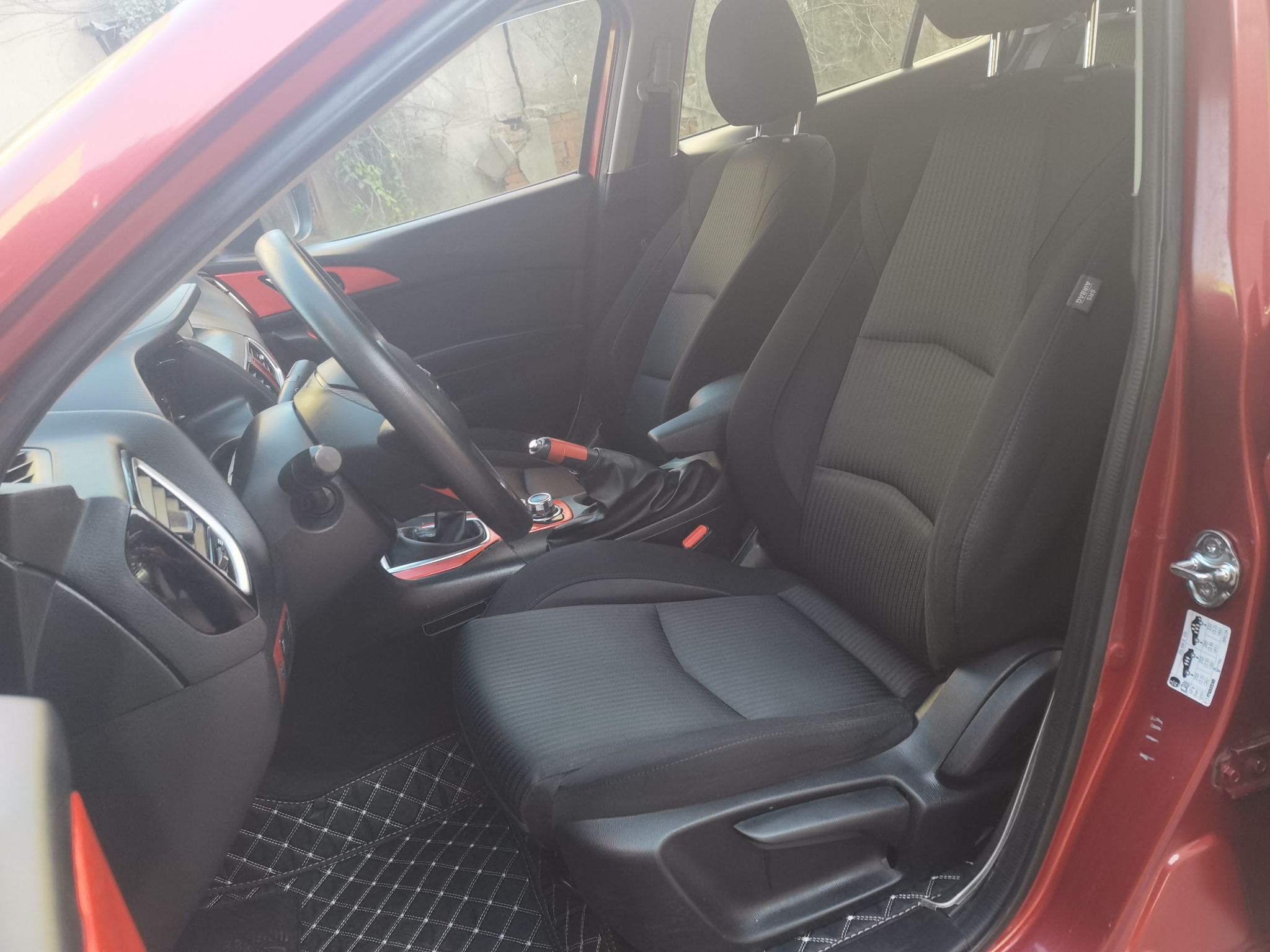 马自达 昂克赛拉 2016款 三厢 1.5L 手动豪华型