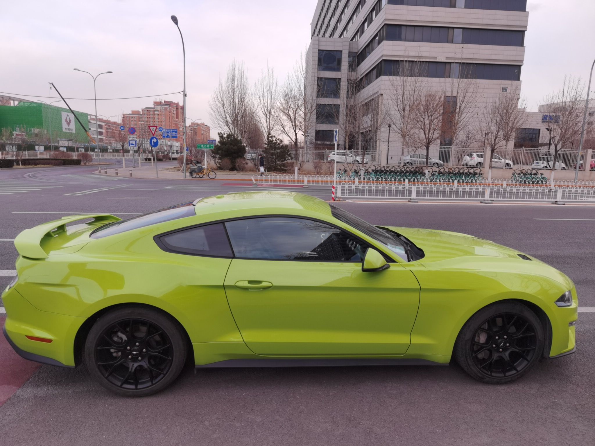 福特 野马 2020款 2.3L EcoBoost 驰影性能进阶版