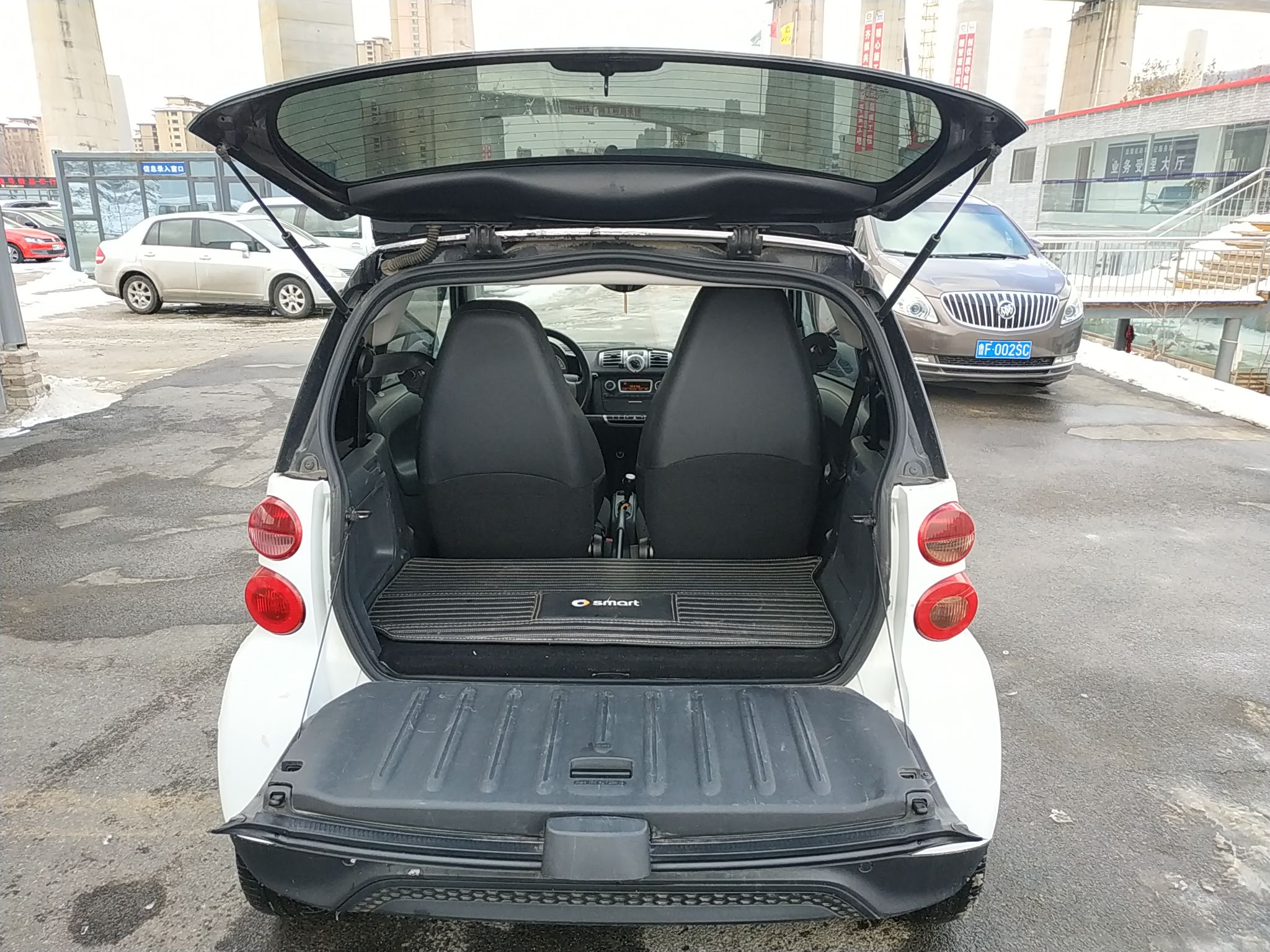 smart fortwo 2012款 1.0 MHD 硬顶标准版