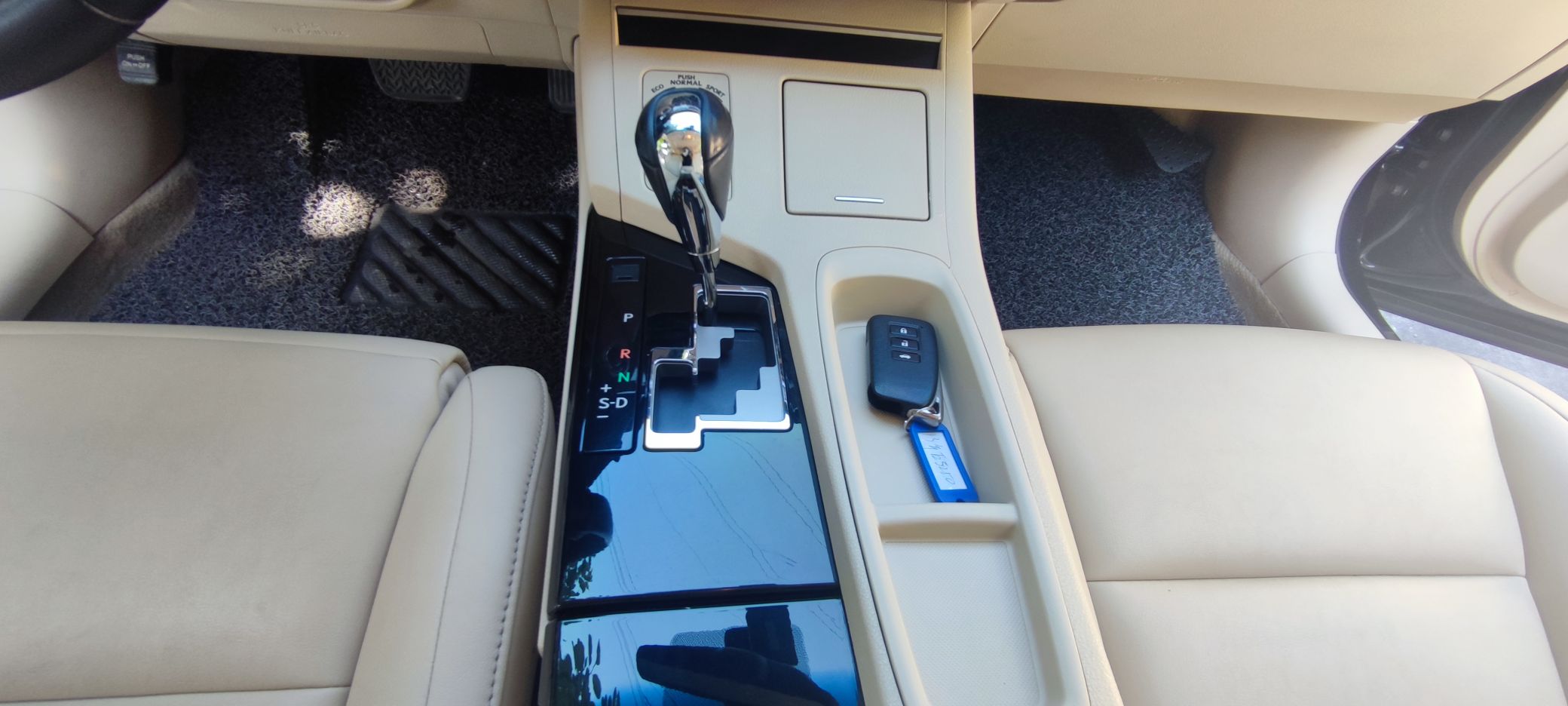 雷克萨斯ES 2013款 250 精英版