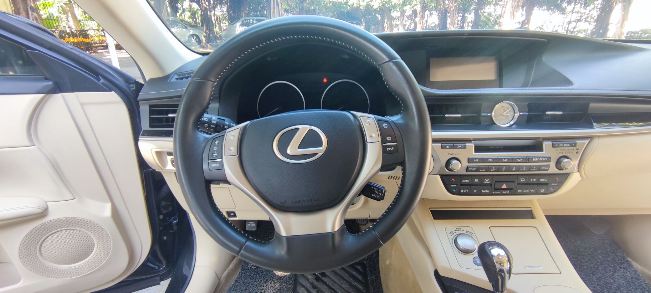 雷克萨斯ES 2013款 250 精英版