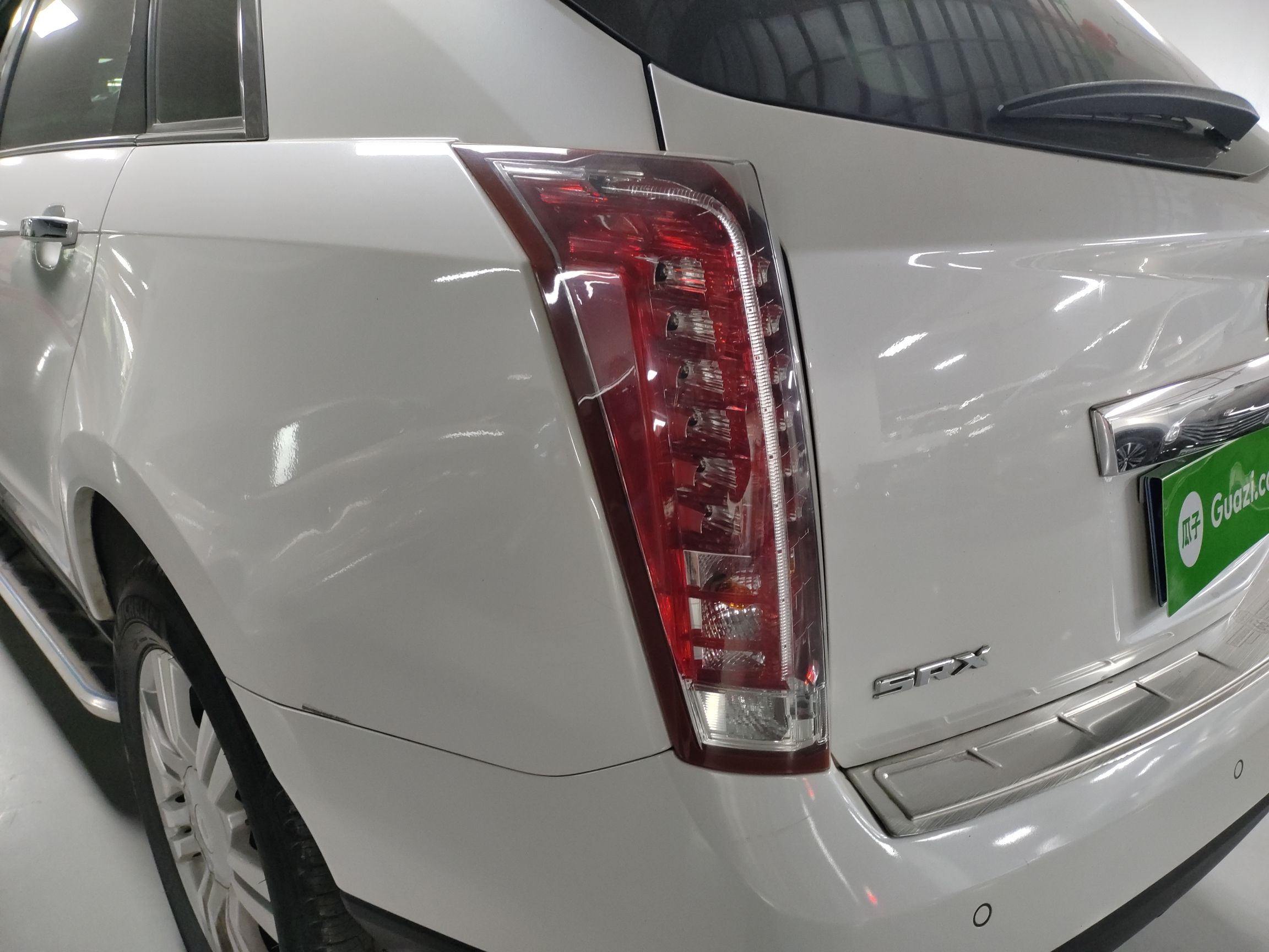 凯迪拉克SRX 2015款 3.0L 精英型(进口)