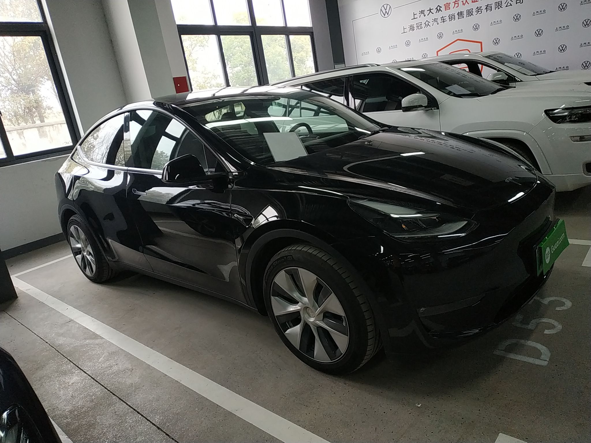 特斯拉 Model Y 2021款 标准续航后驱版