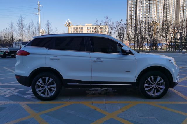 吉利汽车 博越 2016款 1.8TD 自动智联型