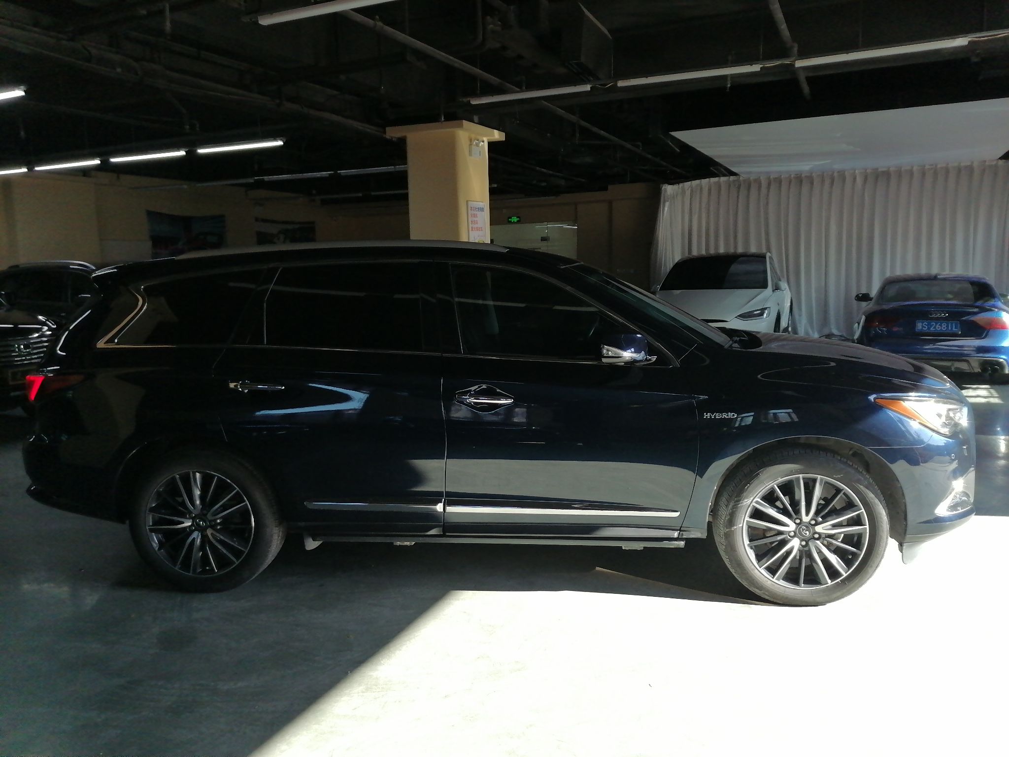 英菲尼迪QX60 2016款 2.5T Hybrid 四驱全能版(进口)