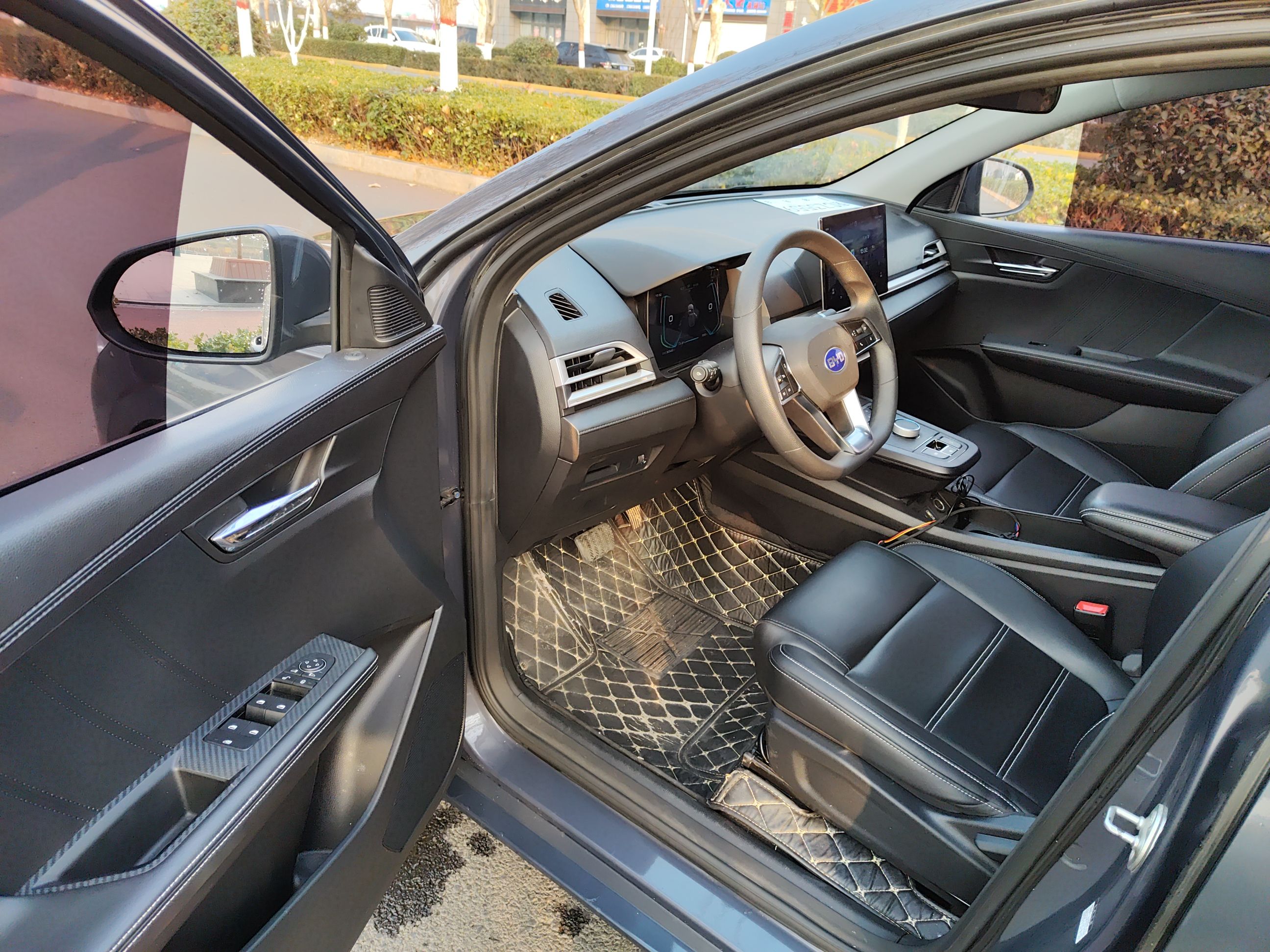 比亚迪e2 2019款 高续航版 耀·豪华型