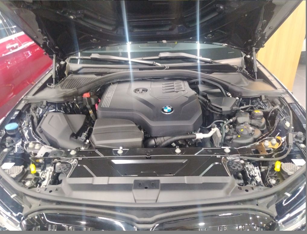 宝马3系 2021款 325i M运动套装