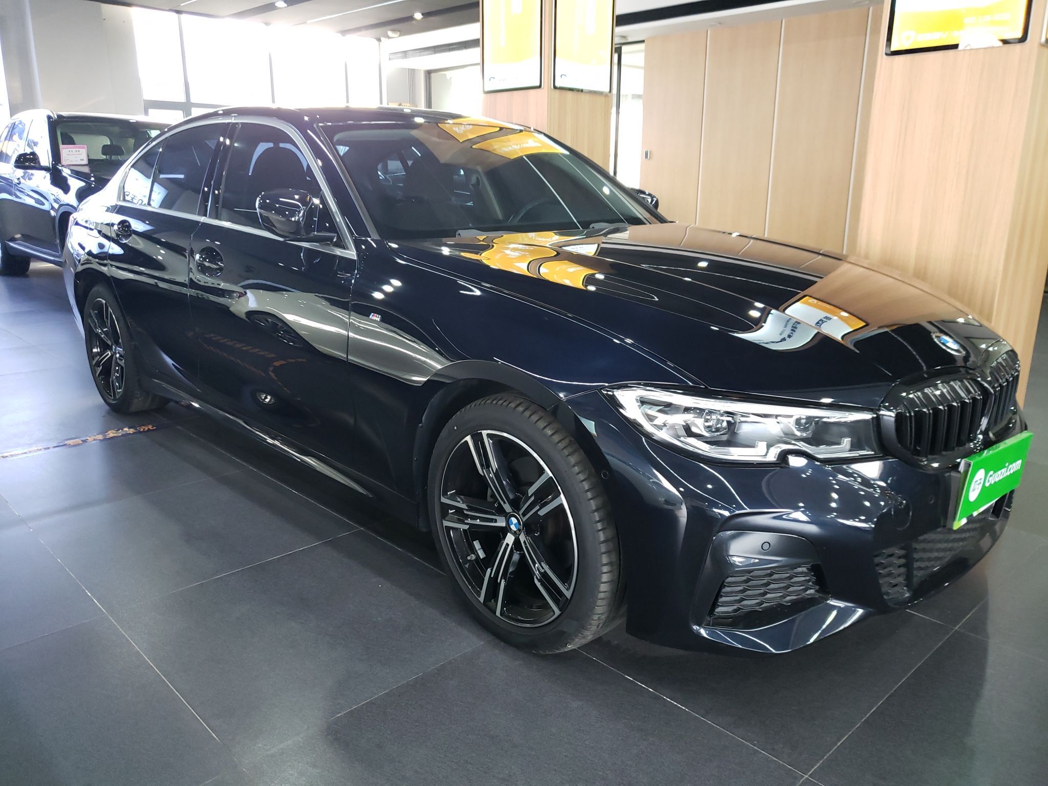 宝马3系 2021款 325i M运动套装