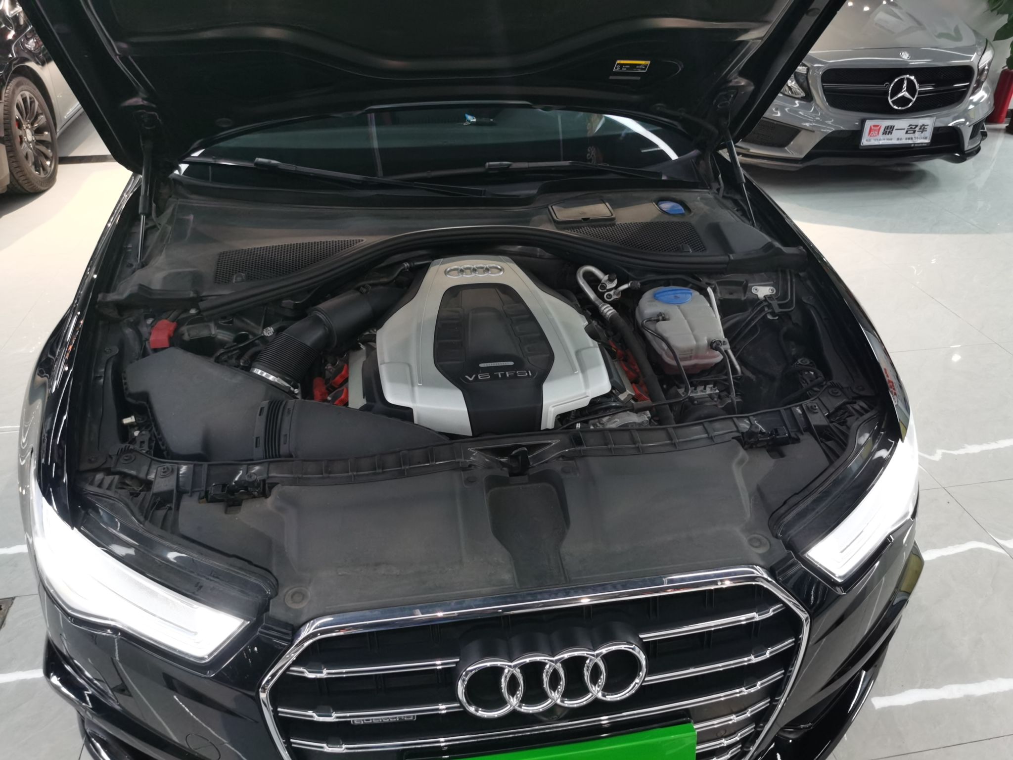 奥迪A6L 2018款 30周年年型 45 TFSI quattro 豪华型