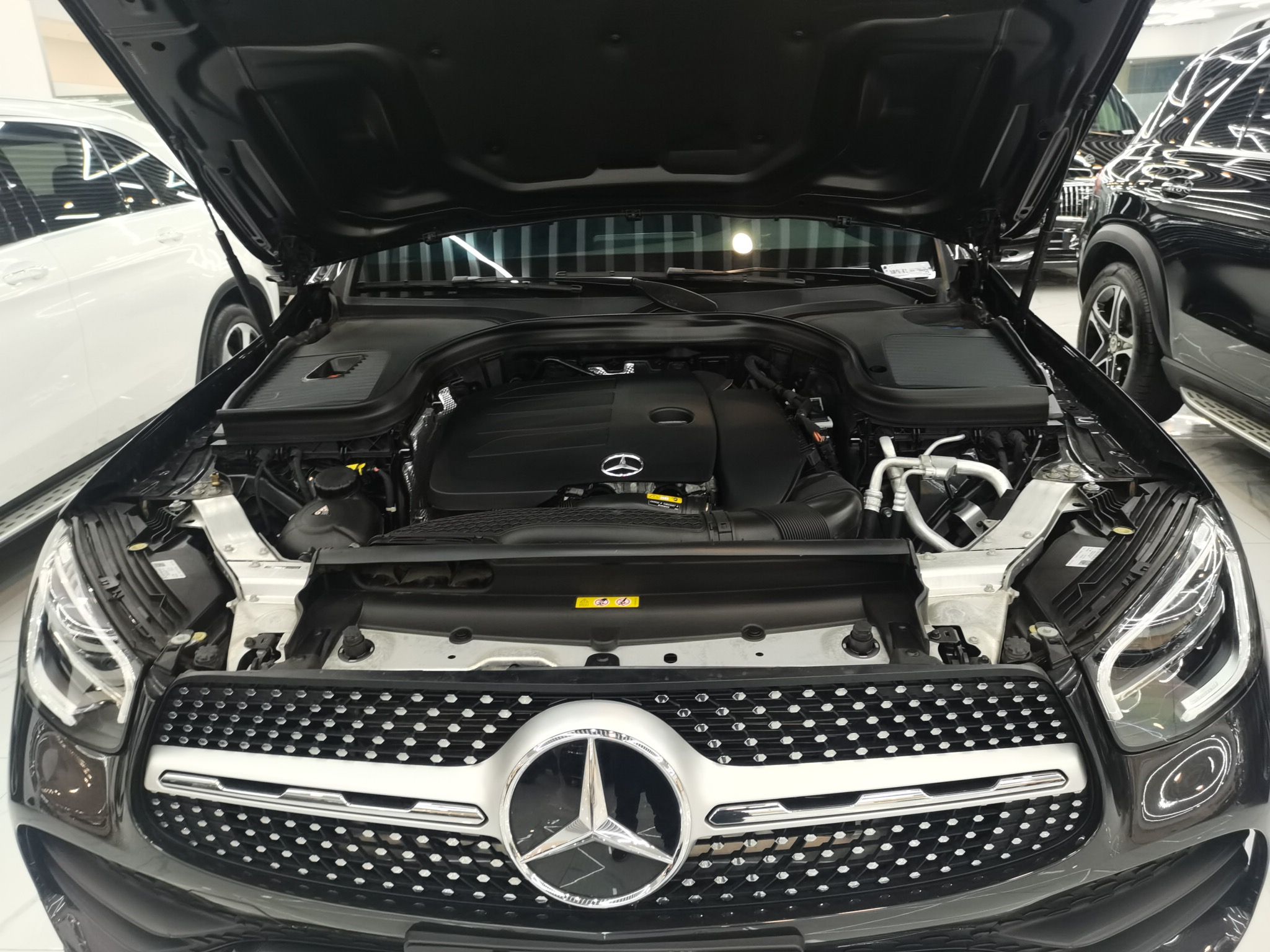 奔驰GLC级 2021款 GLC 260 L 4MATIC 豪华型