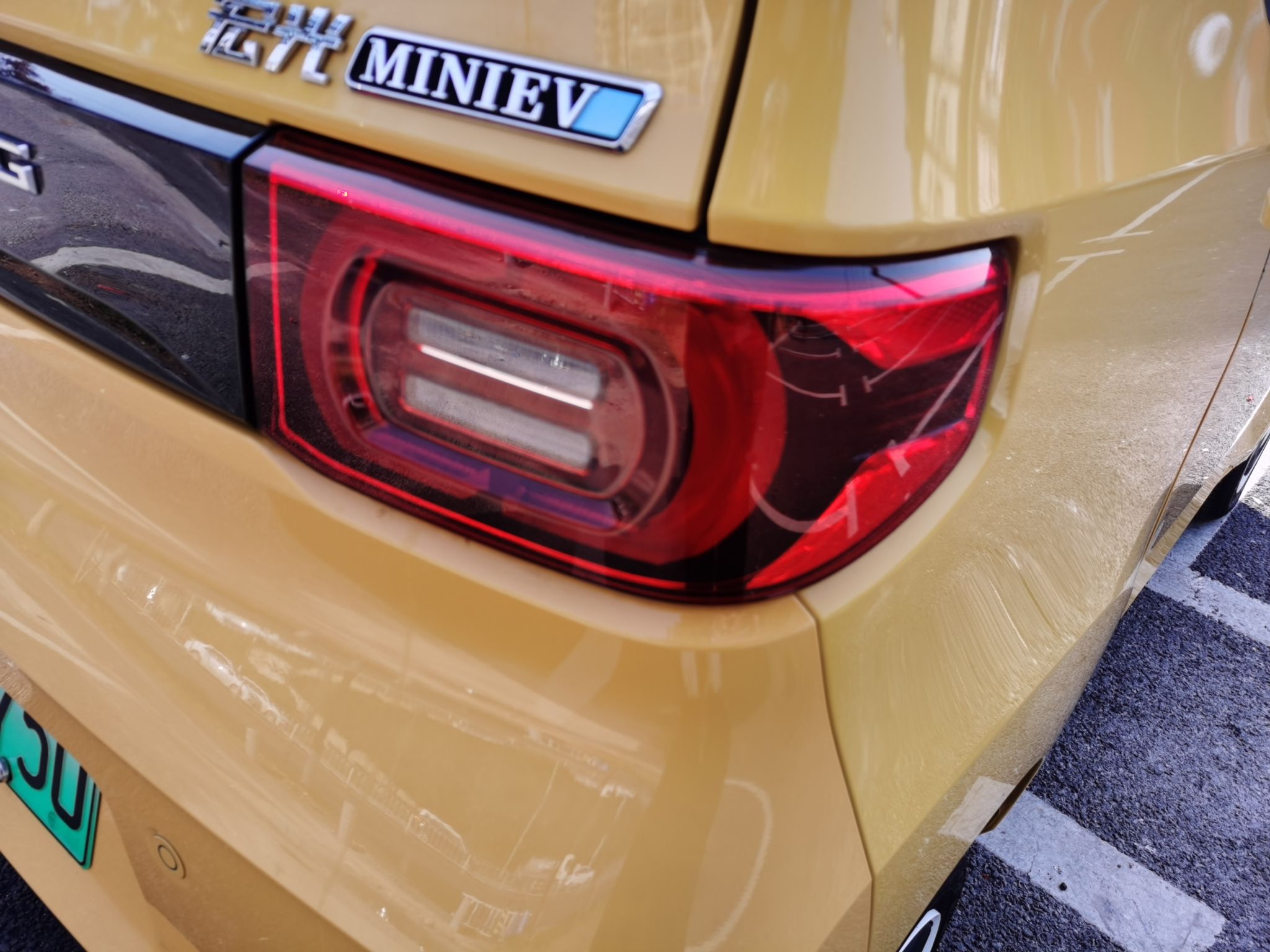 五菱汽车 宏光MINI EV 2021款 马卡龙臻享款 磷酸铁锂