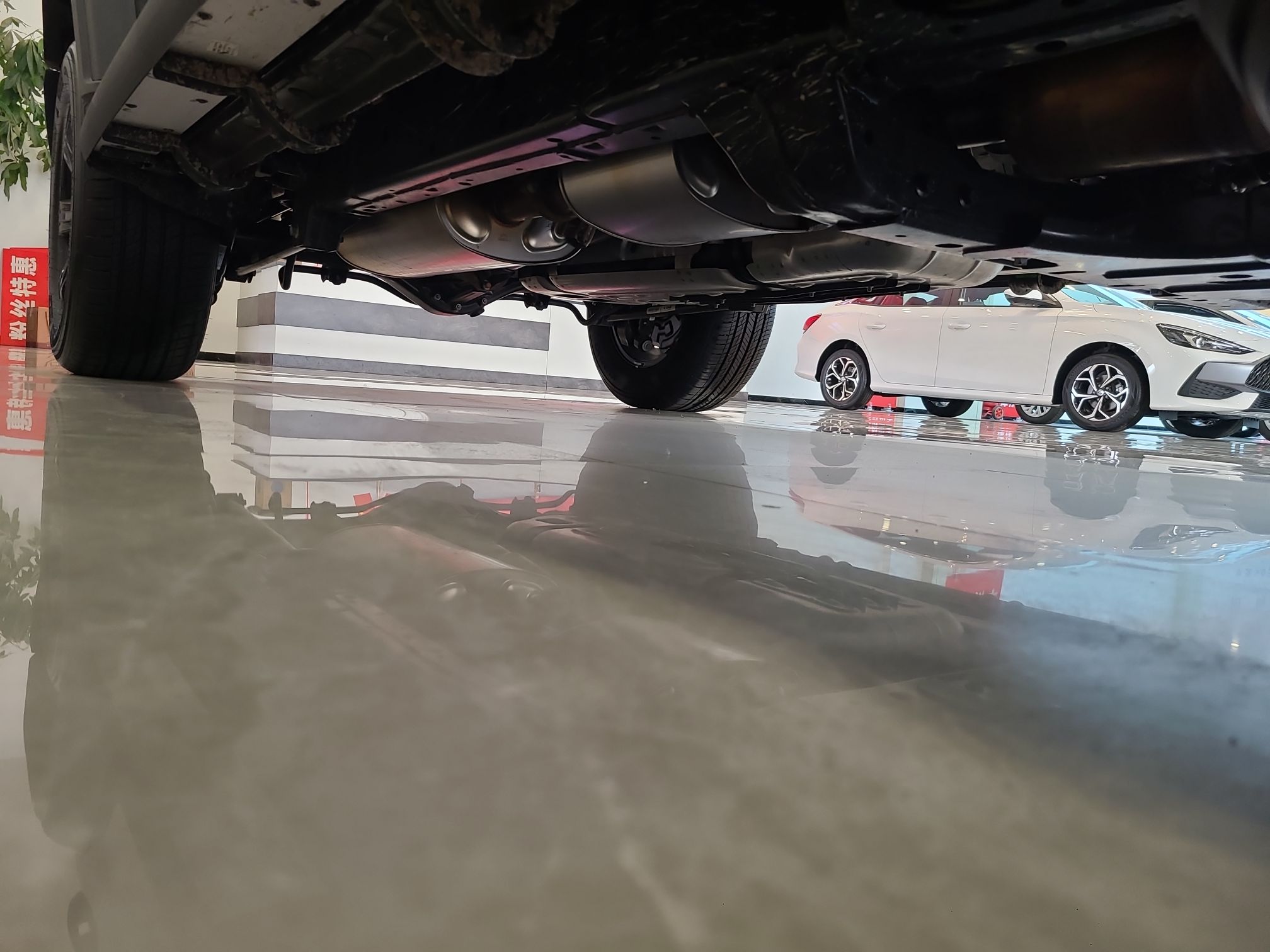 坦克300 2023款 越野版 2.0T 征服者