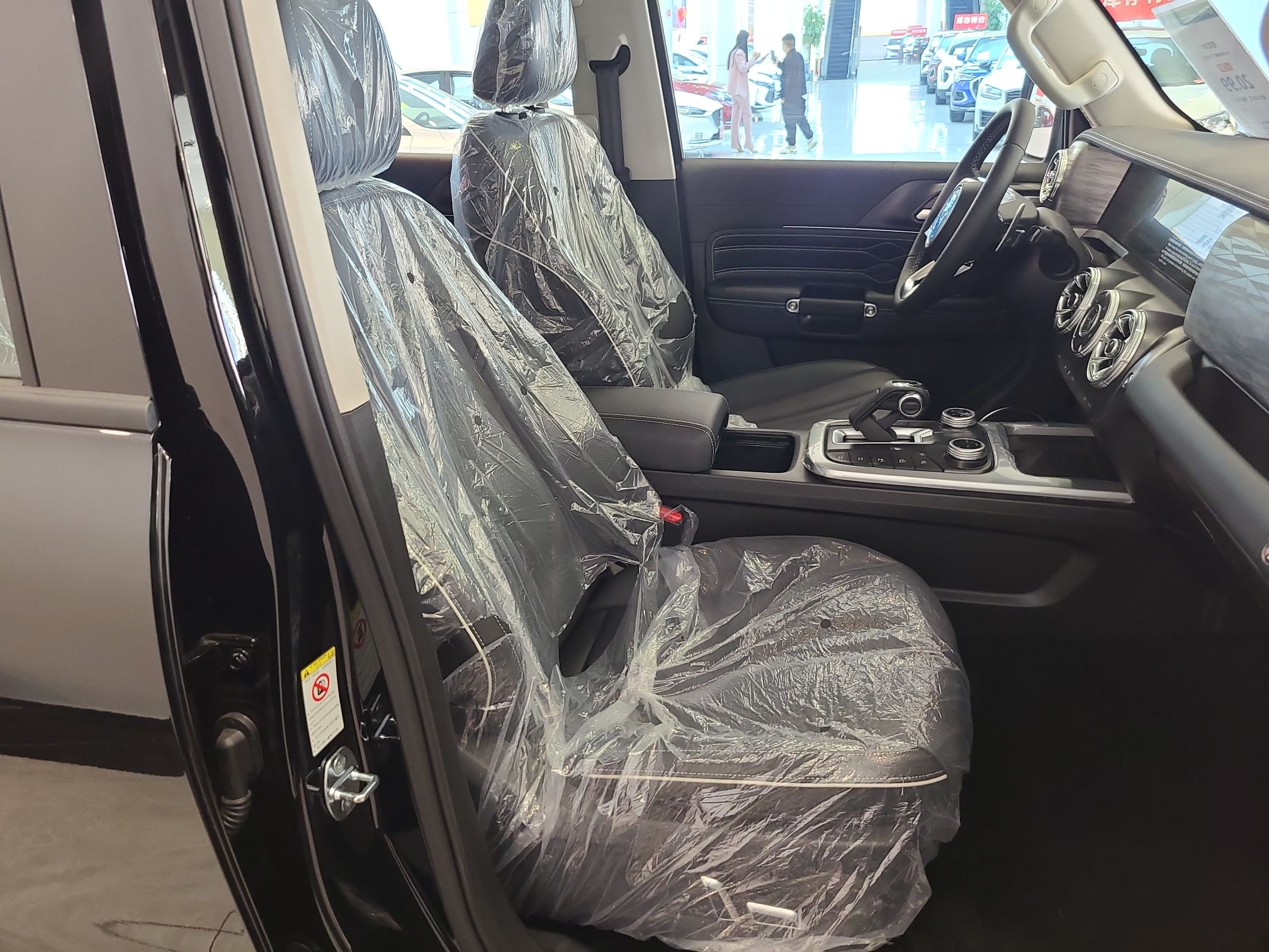 坦克300 2023款 越野版 2.0T 征服者