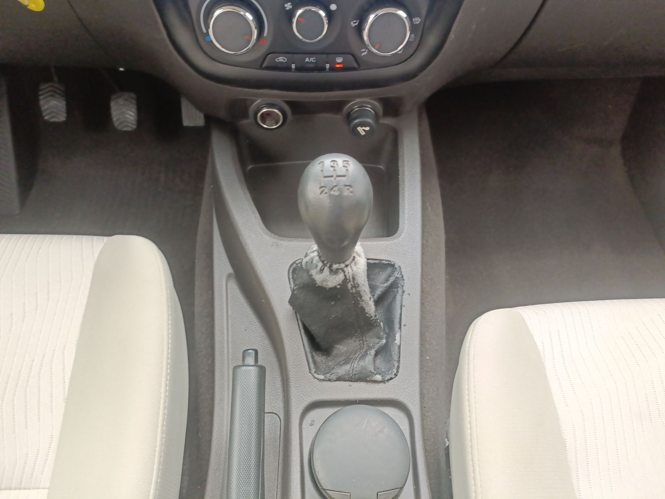 五菱汽车 五菱荣光V 2018款 1.5L标准型