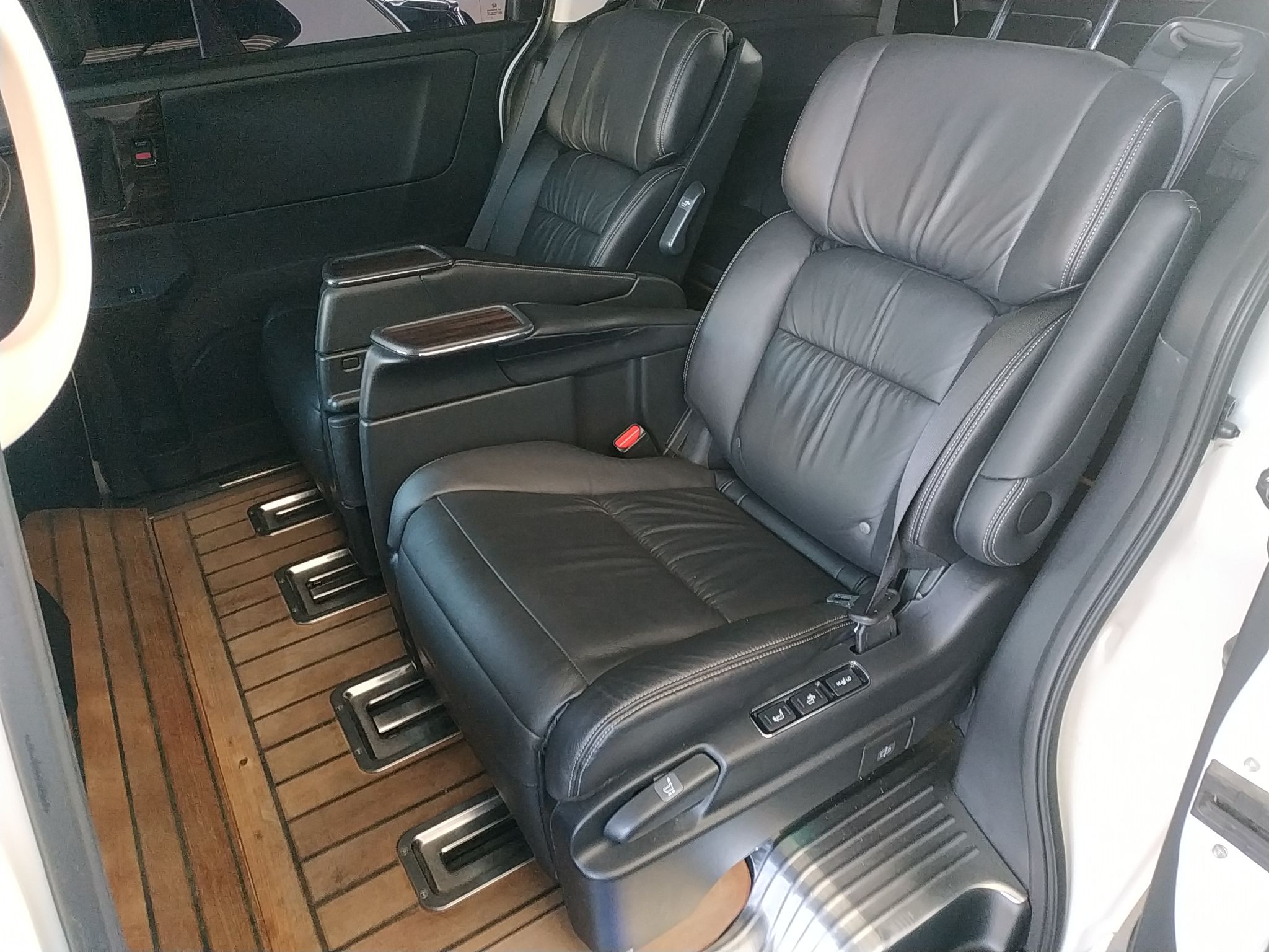 本田 艾力绅 2016款 2.4L 至尊版