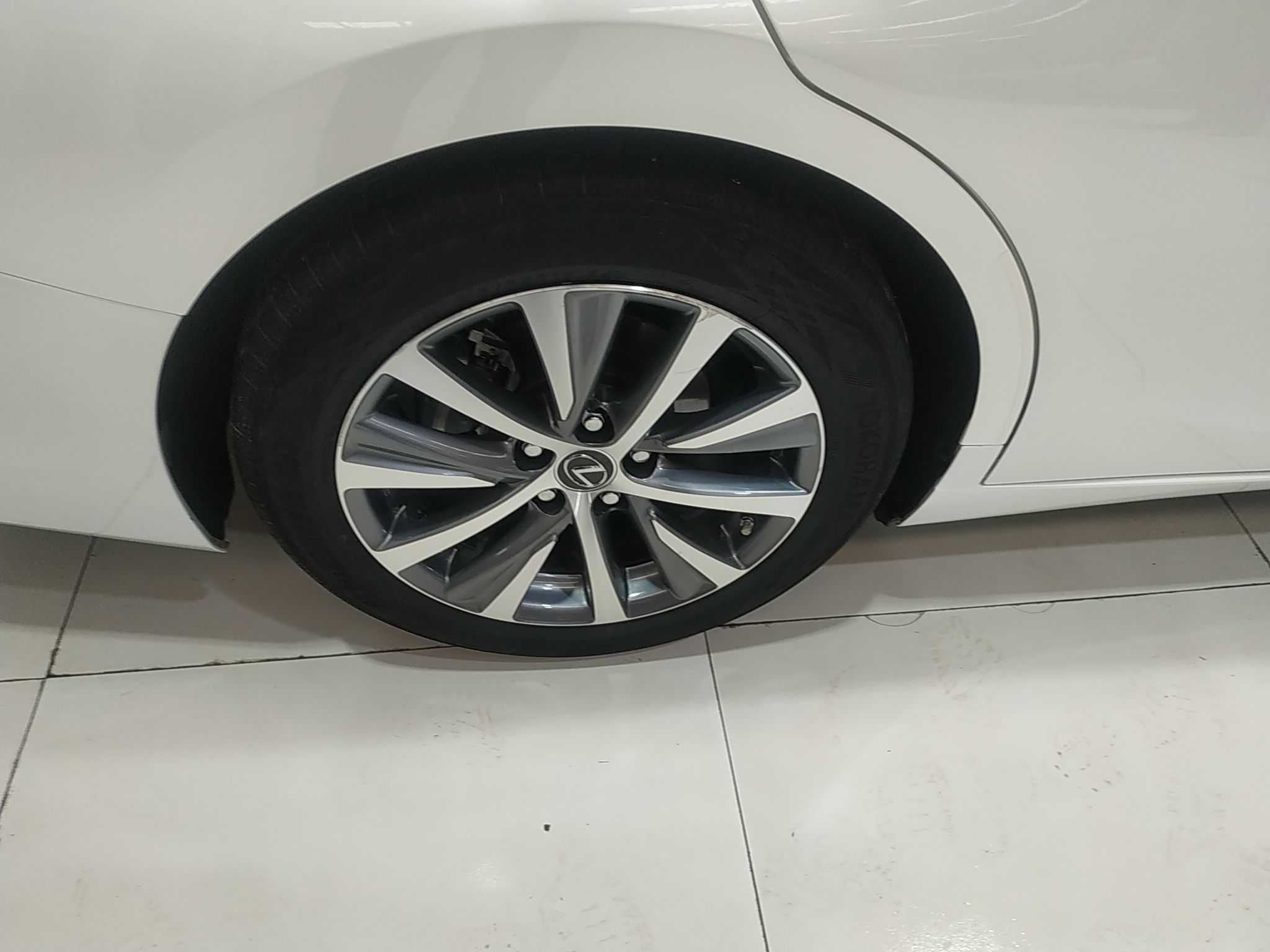 雷克萨斯ES 2018款 200 卓越版 国V