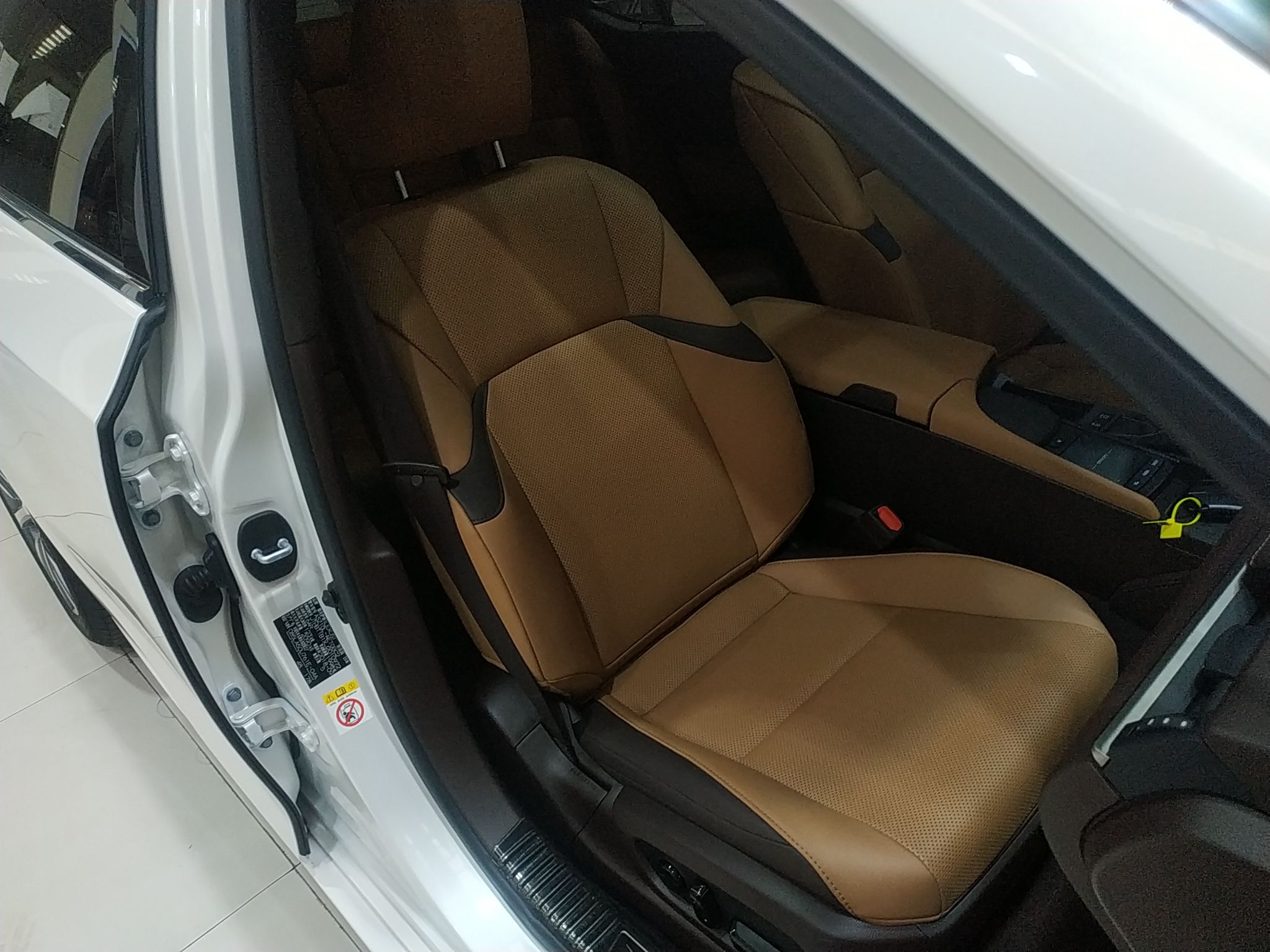 雷克萨斯ES 2018款 200 卓越版 国V