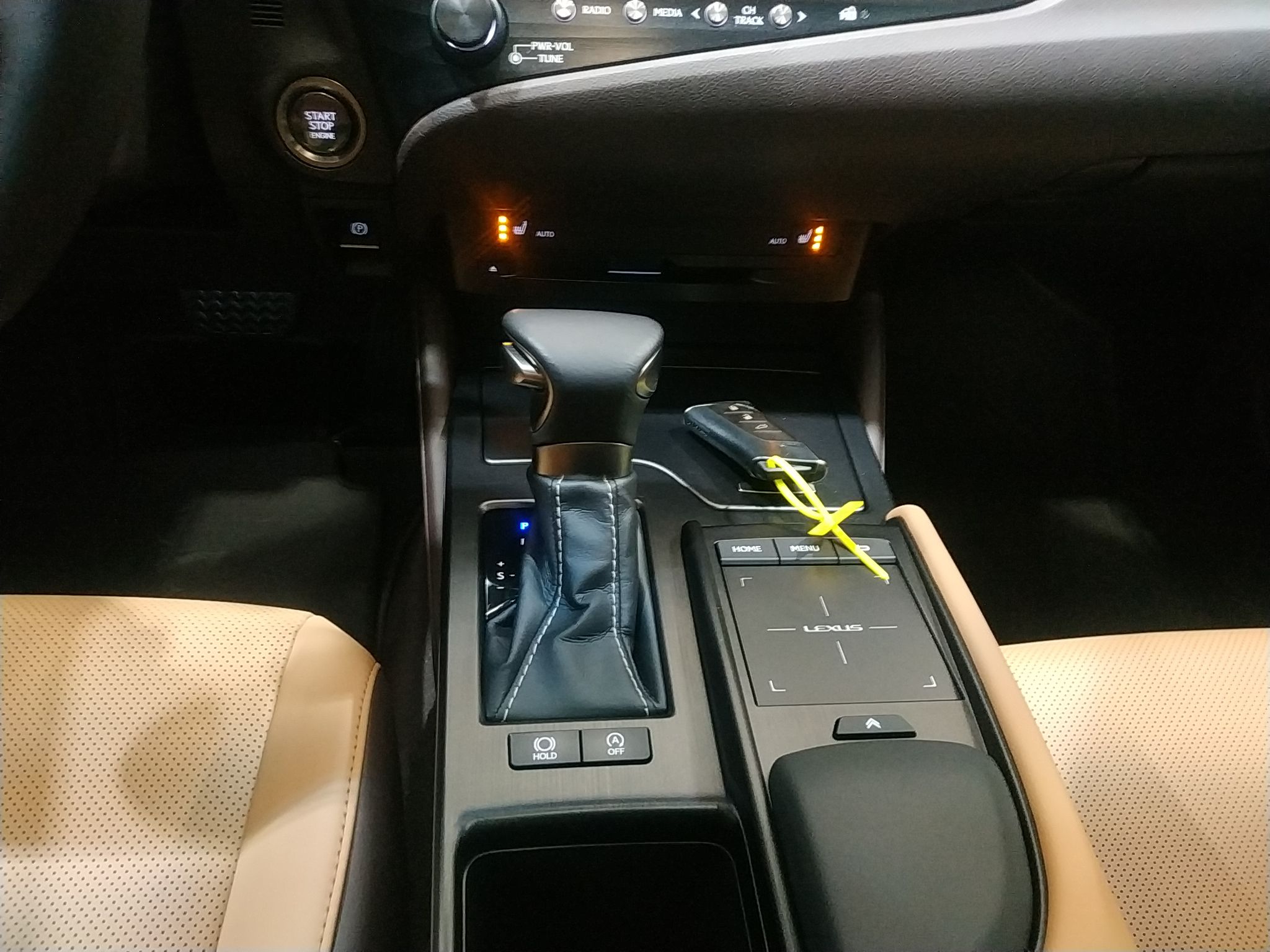 雷克萨斯ES 2018款 200 卓越版 国V