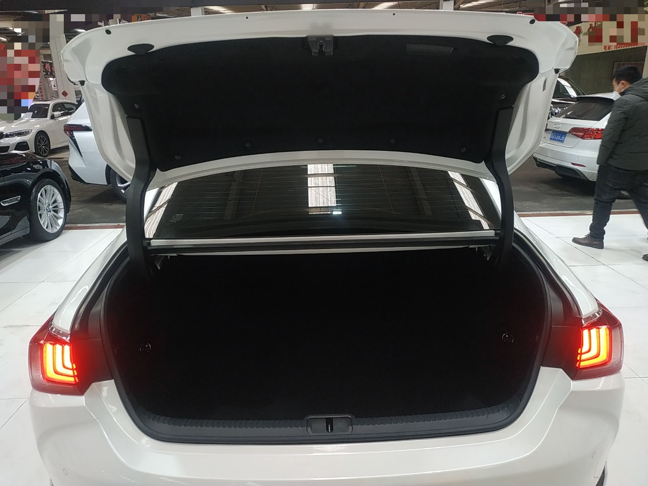 雷克萨斯ES 2018款 200 卓越版 国V