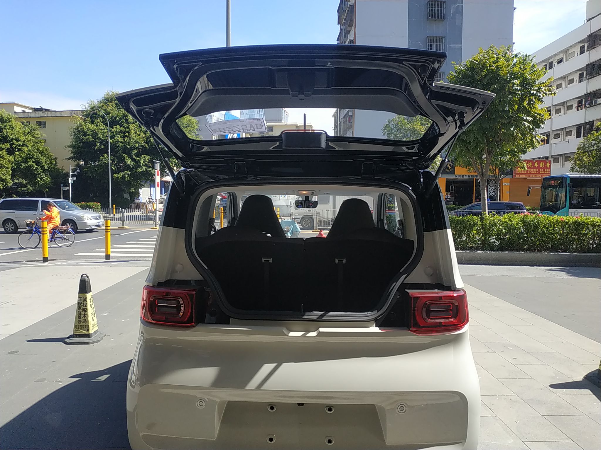 五菱汽车 宏光MINI EV 2022款 马卡龙臻享款 磷酸铁锂