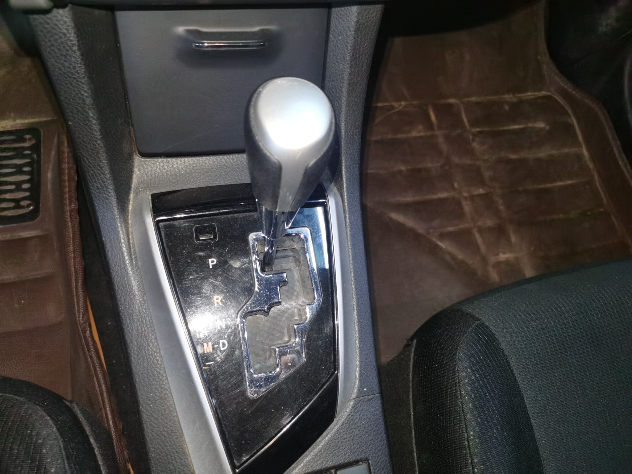 丰田 卡罗拉 2017款 改款 1.2T S-CVT GL-i