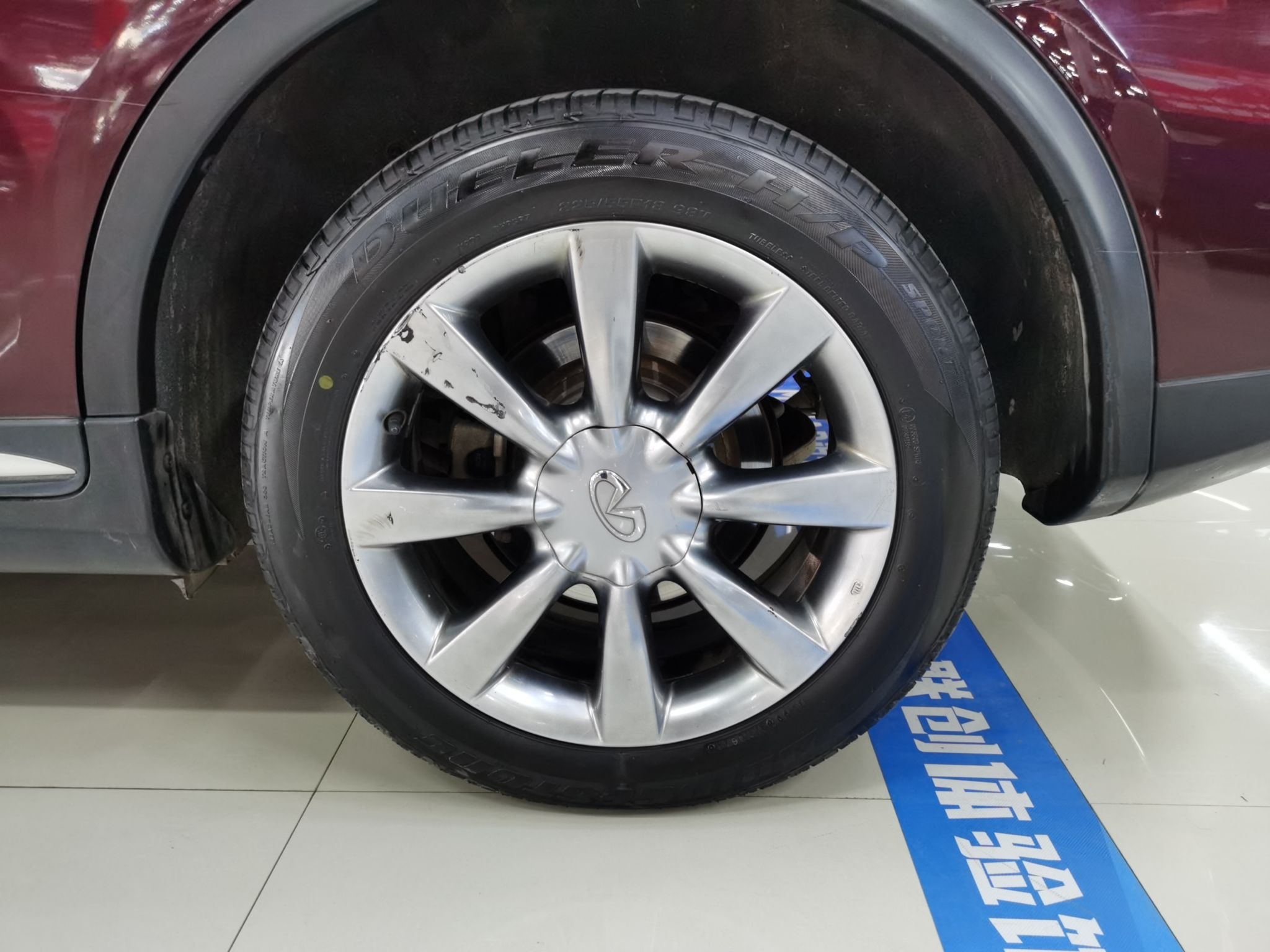 英菲尼迪QX50 2015款 2.5L 舒适版