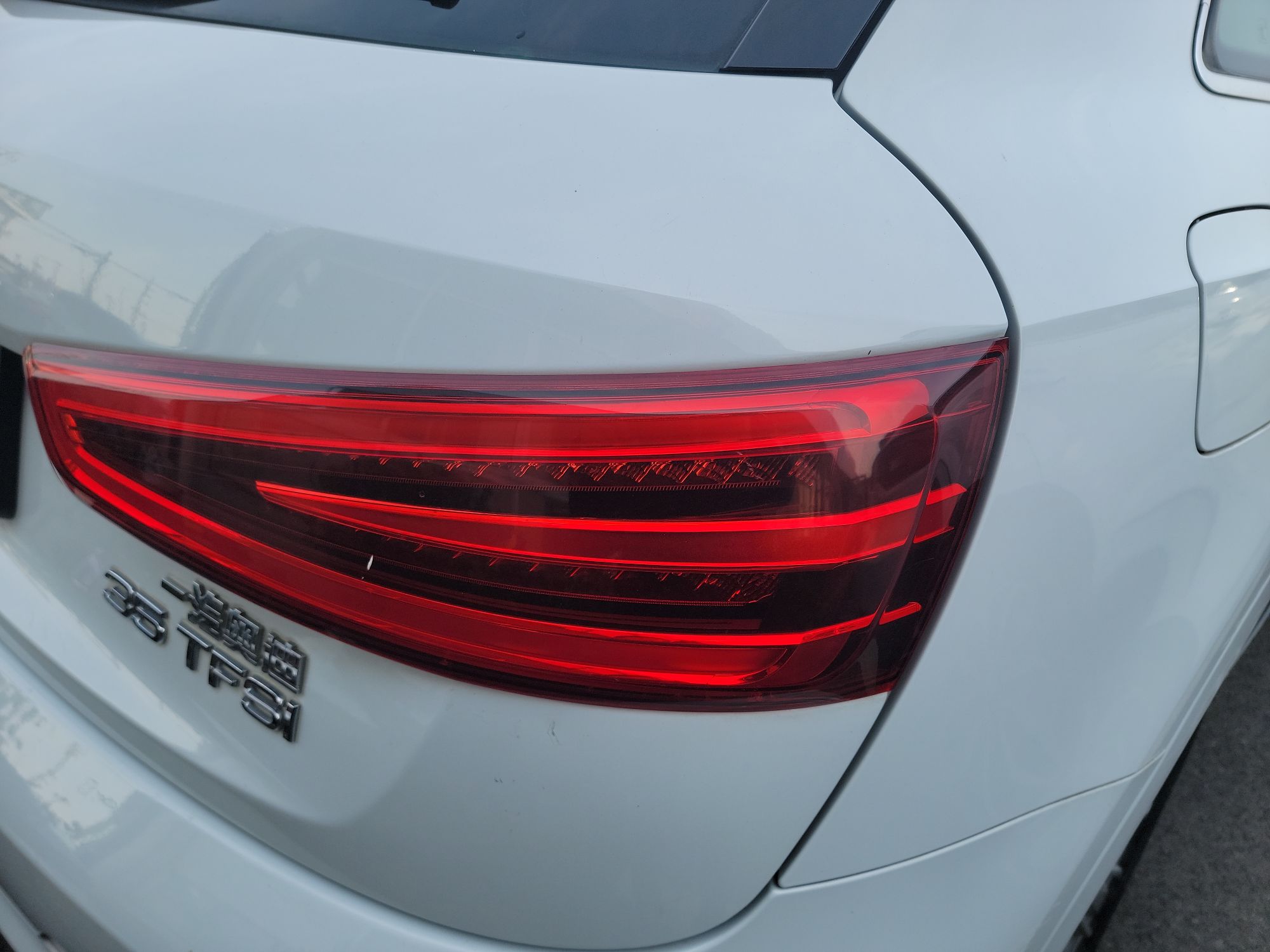 奥迪Q3 2015款 35 TFSI 舒适型