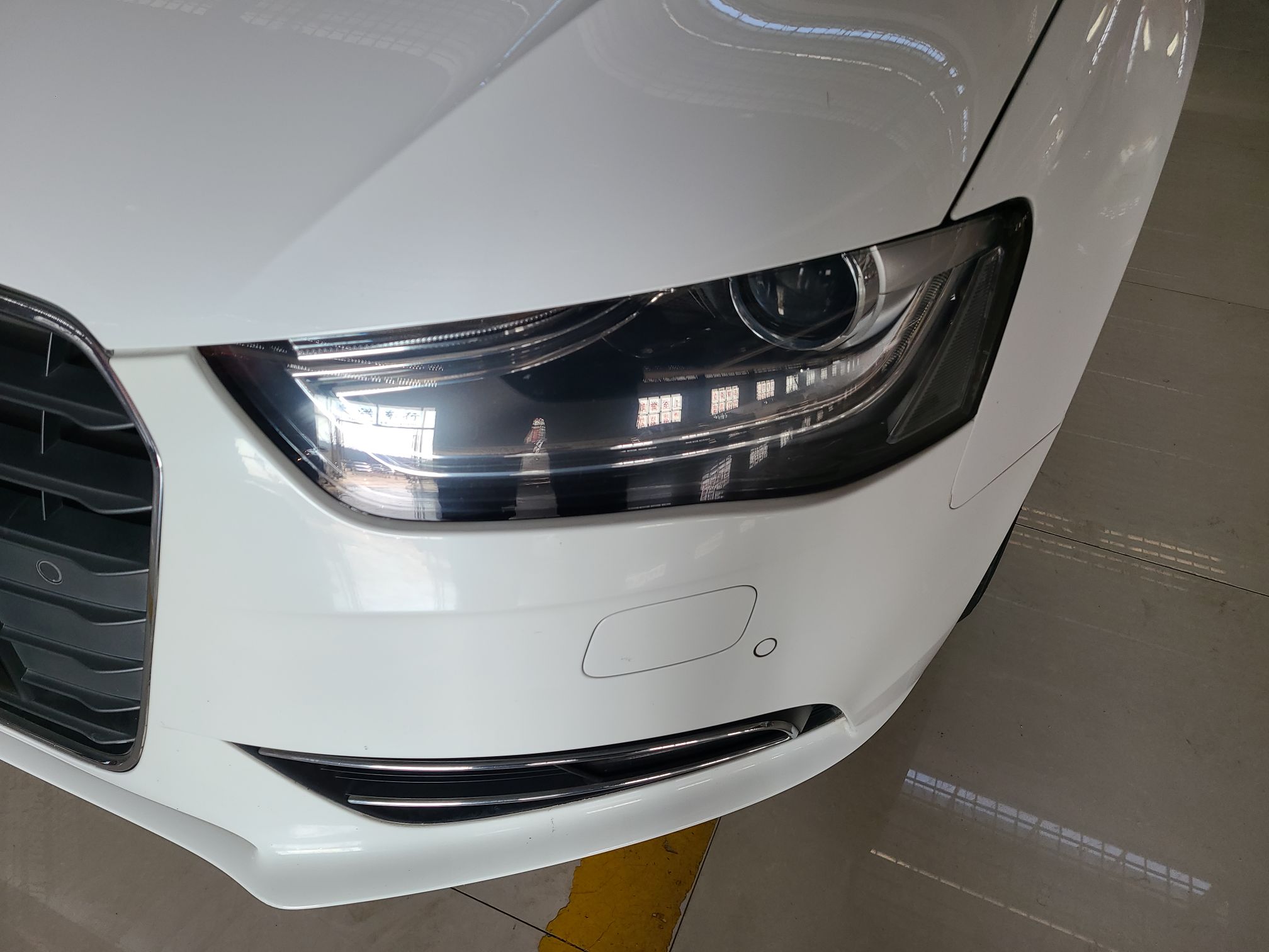 奥迪A4L 2013款 35 TFSI 自动标准型