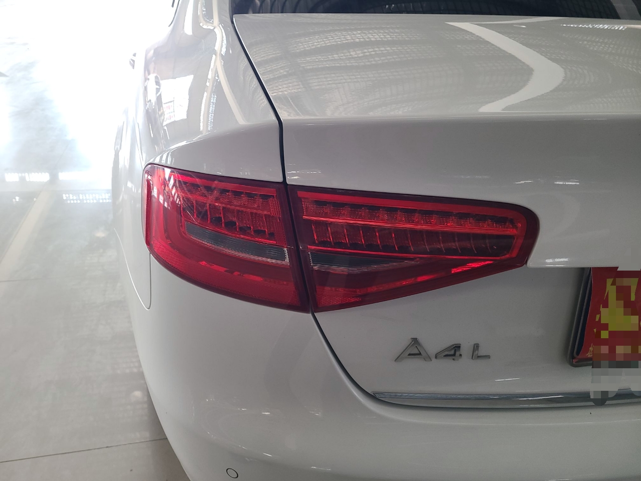 奥迪A4L 2013款 35 TFSI 自动标准型