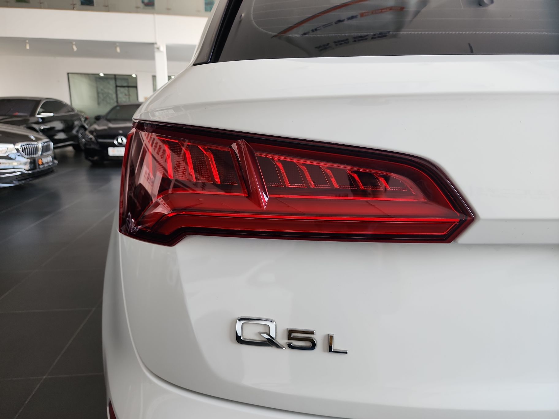 奥迪Q5L 2018款 40 TFSI 荣享进取型 国V