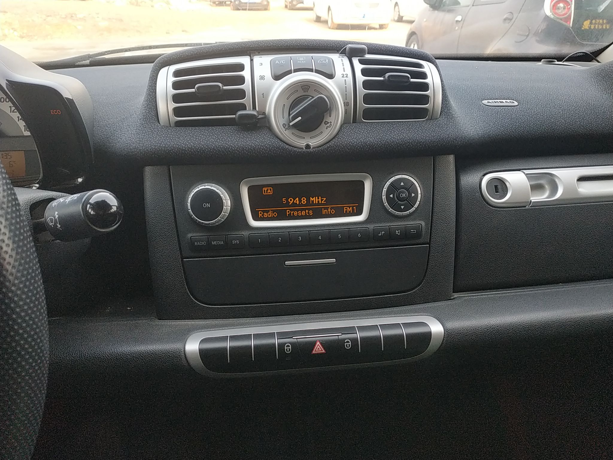 smart fortwo 2012款 1.0 MHD 硬顶标准版