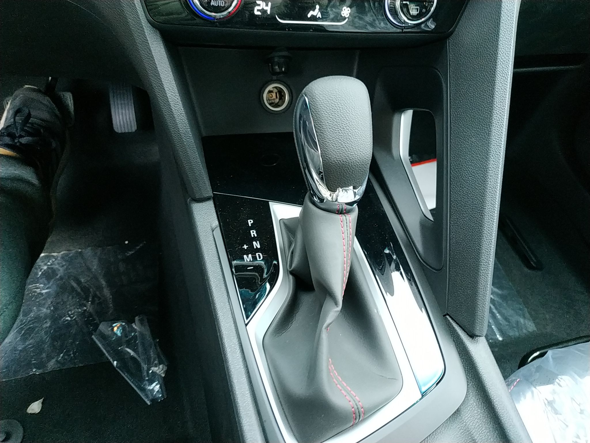 雪佛兰 沃兰多 2020款 轻混 Redline 530T 自动纵享版（5+2款）