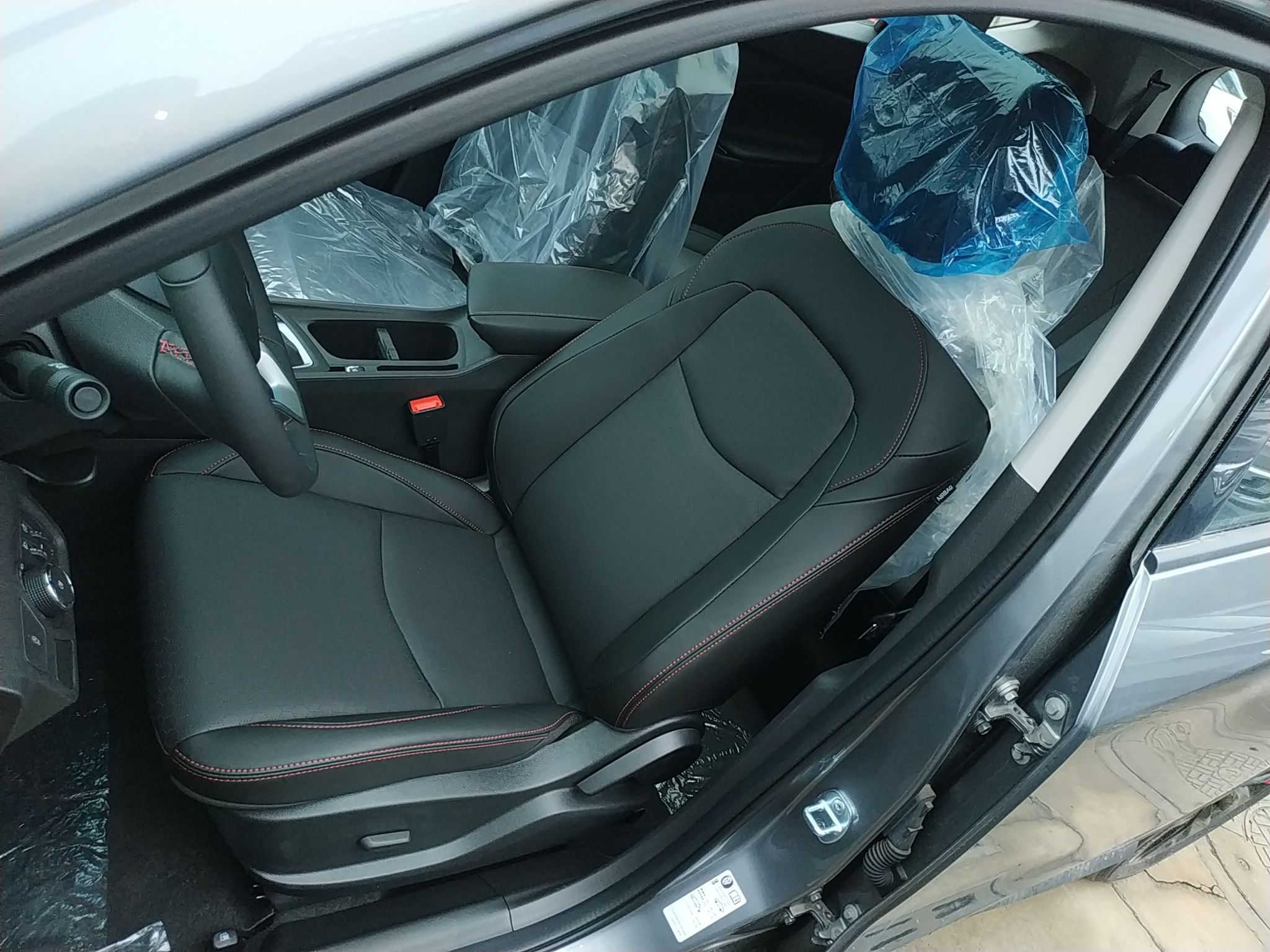 雪佛兰 沃兰多 2020款 轻混 Redline 530T 自动纵享版（5+2款）