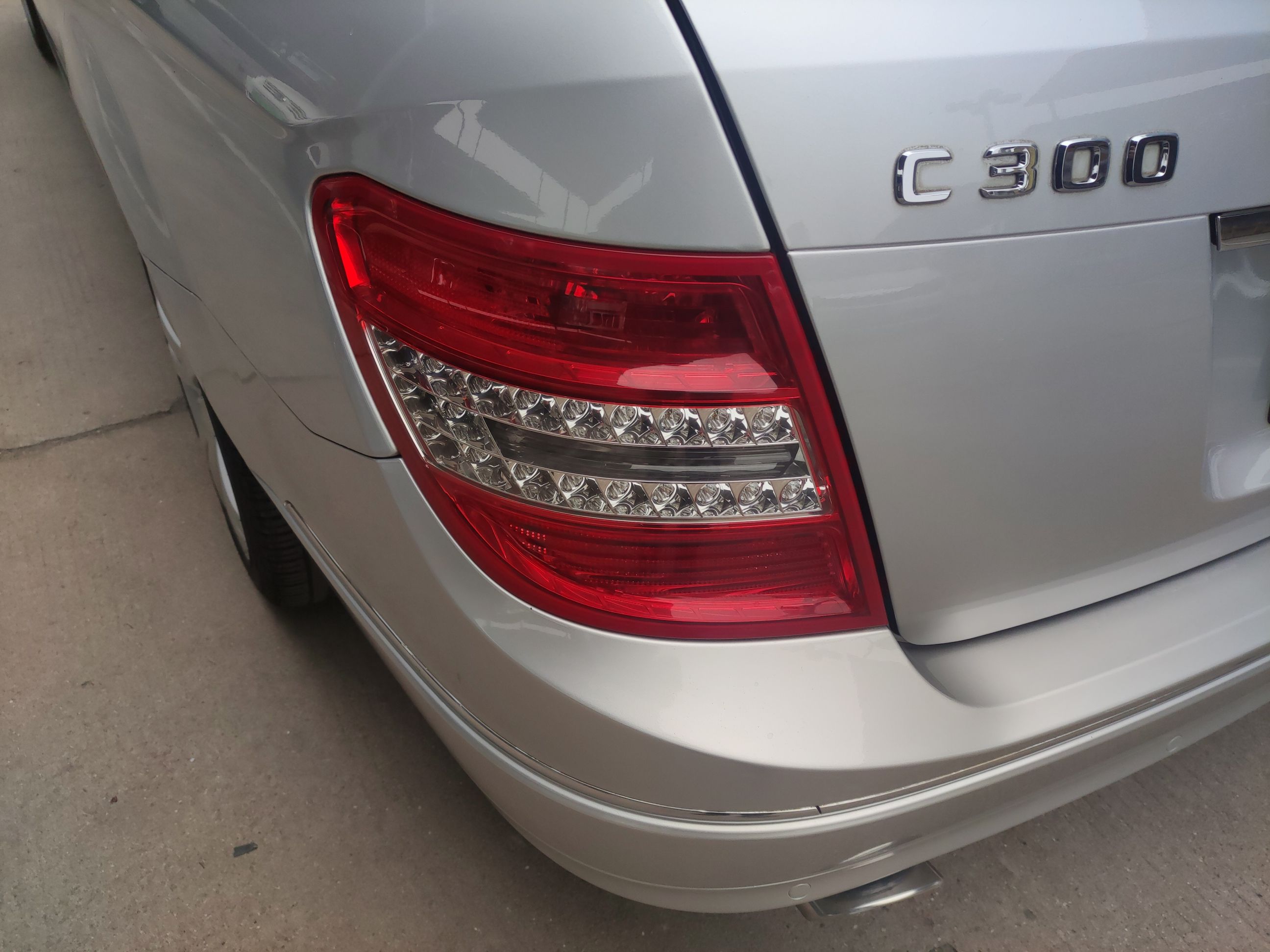 奔驰C级 2010款 C 300 旅行版(进口)