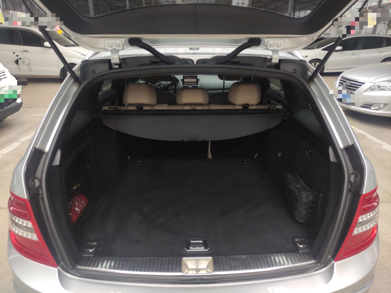 奔驰C级 2010款 C 300 旅行版(进口)