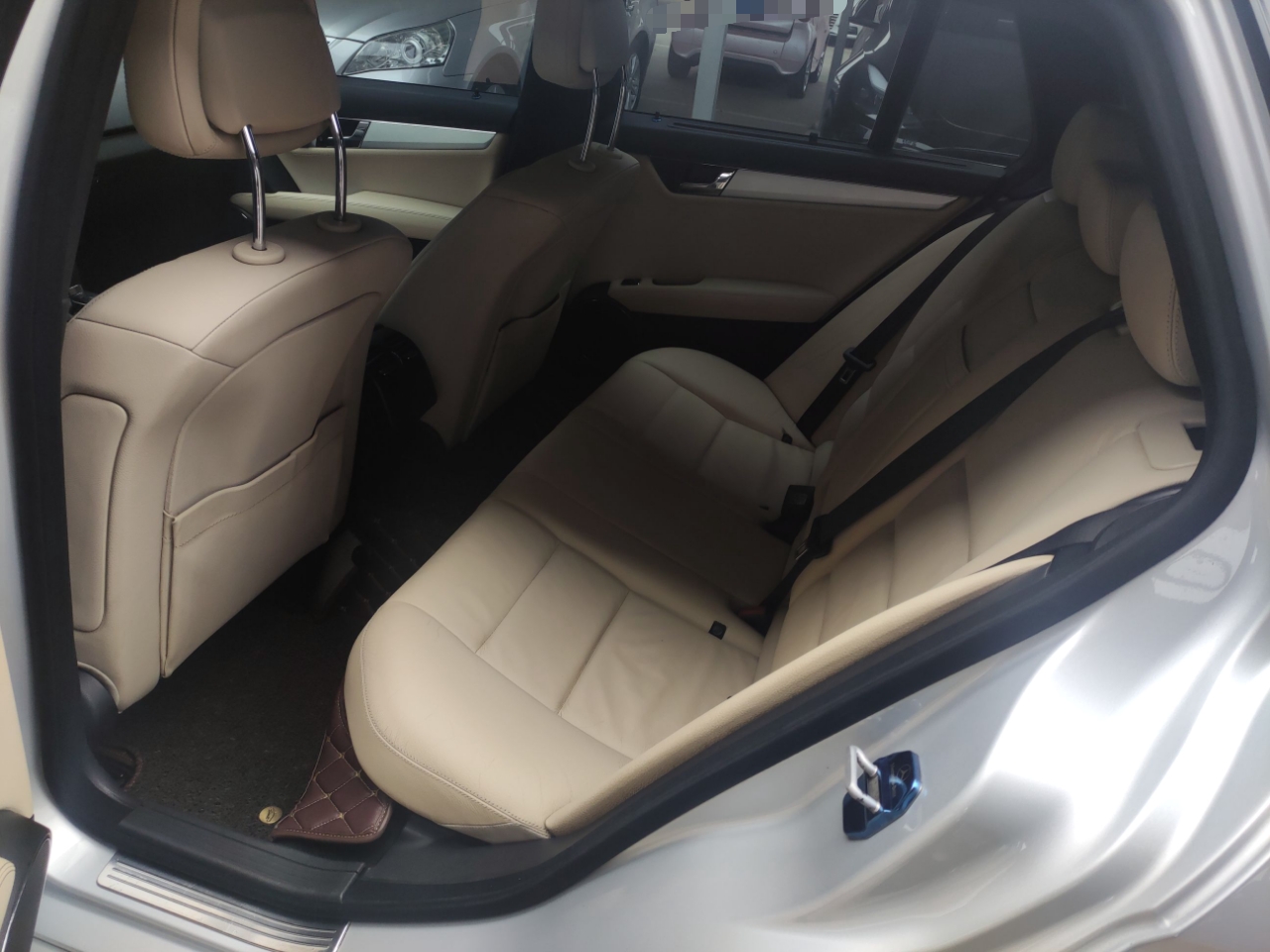 奔驰C级 2010款 C 300 旅行版(进口)