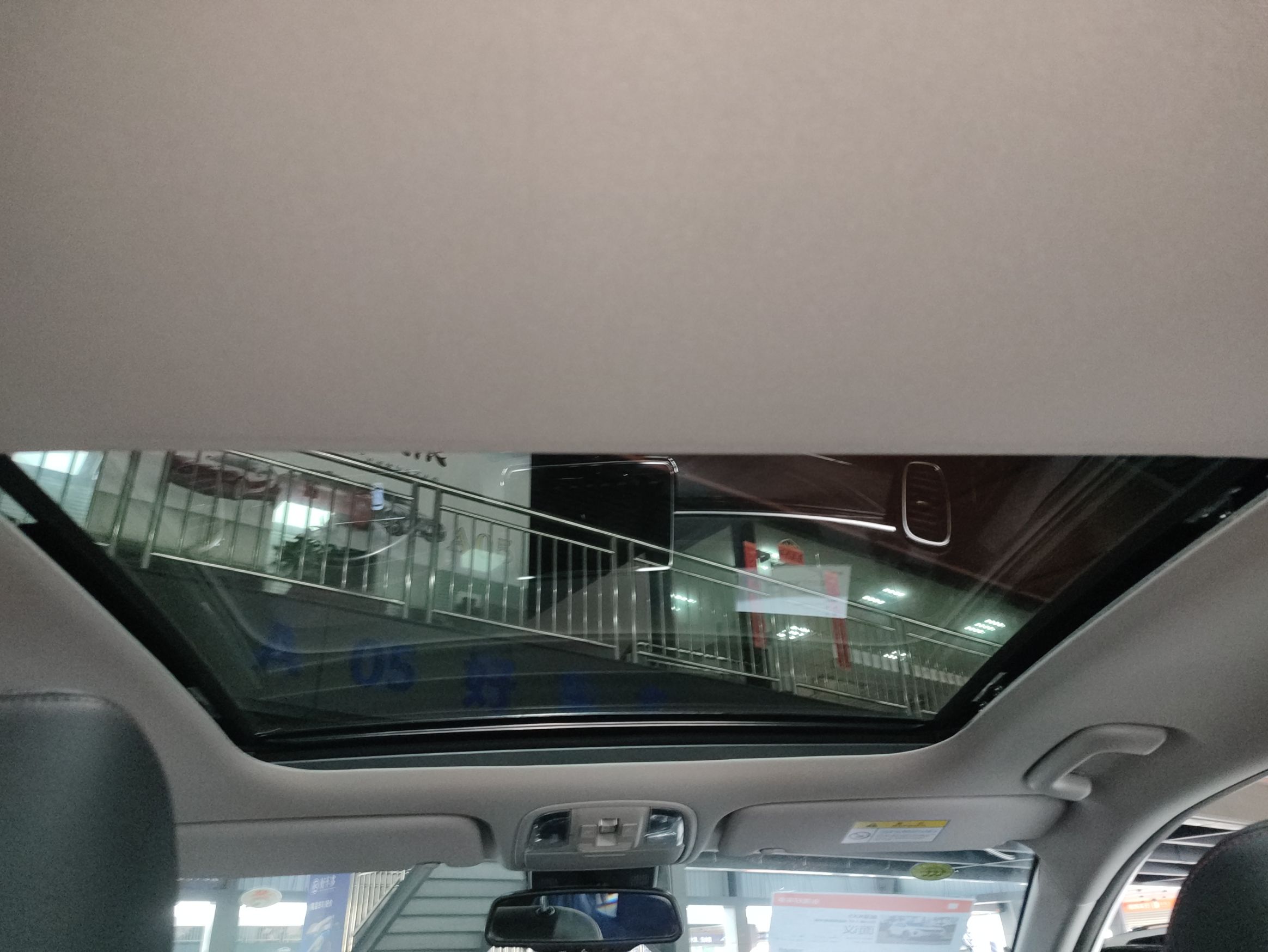 起亚KX5 2019款 1.6T 自动两驱豪华版