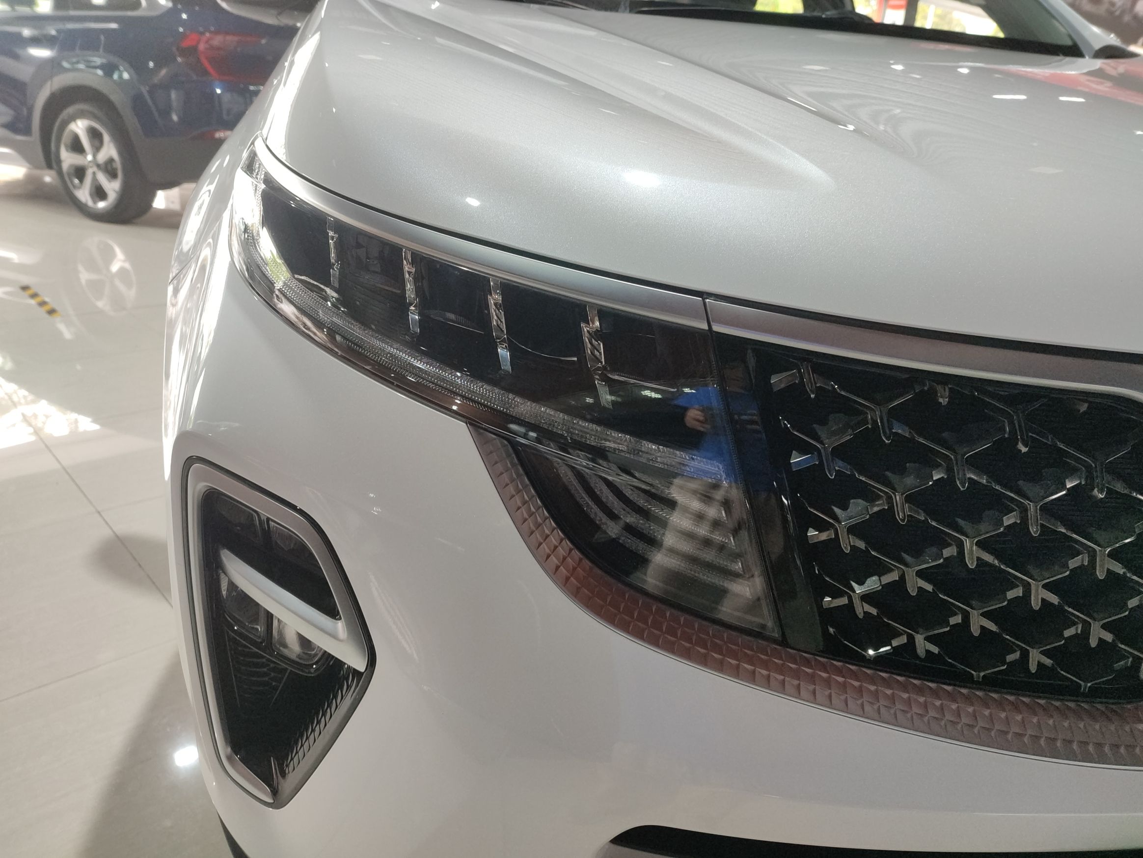 起亚KX5 2019款 1.6T 自动两驱豪华版