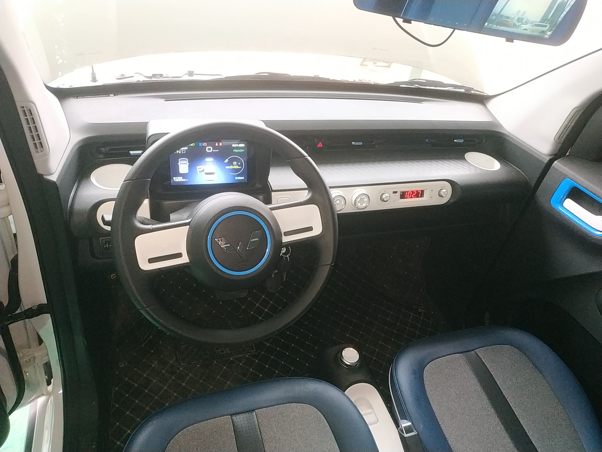 五菱汽车 宏光MINI EV 2022款 GAMEBOY 300km 玩咖款