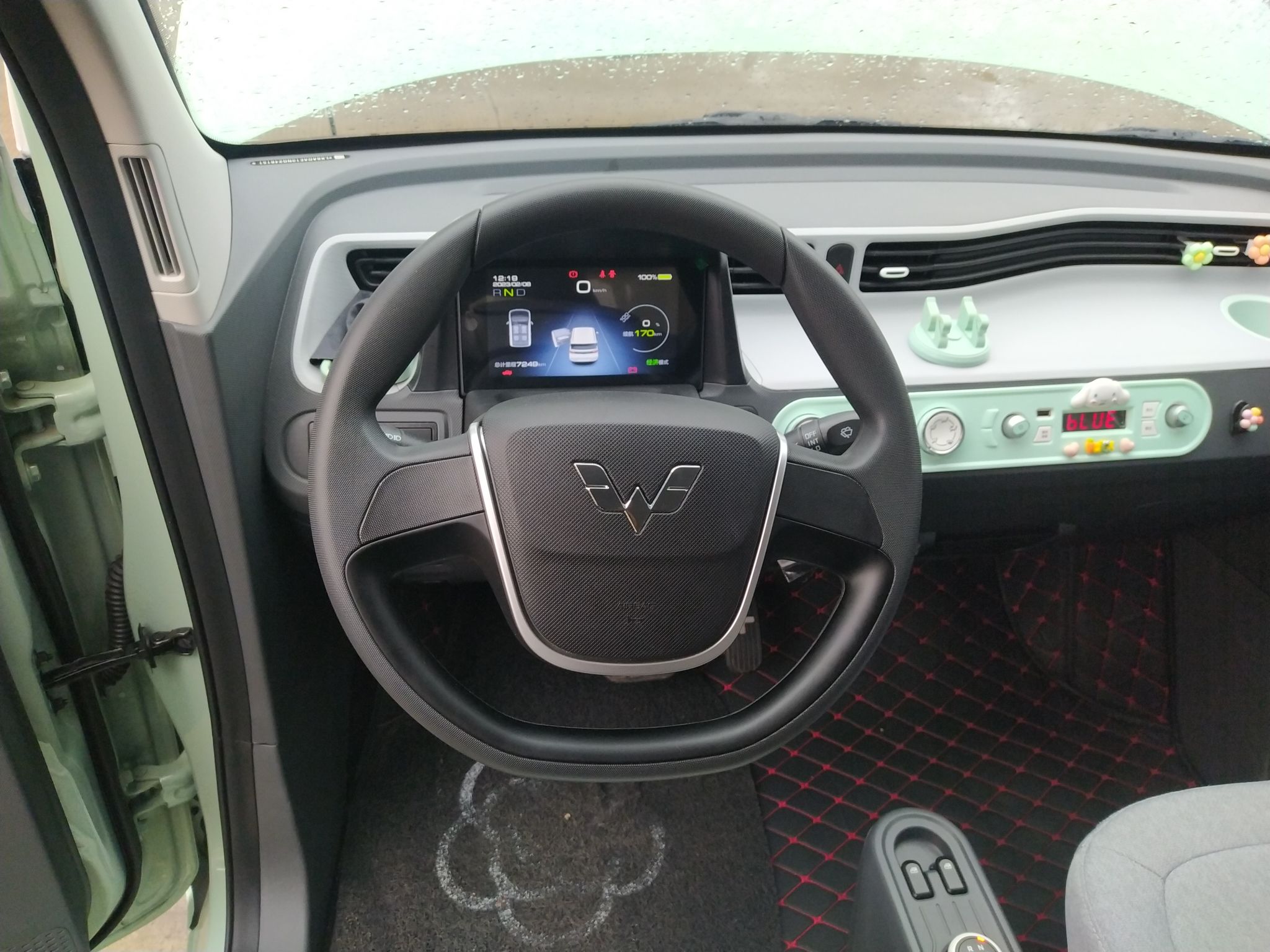 五菱汽车 宏光MINI EV 2022款 马卡龙臻享款 磷酸铁锂