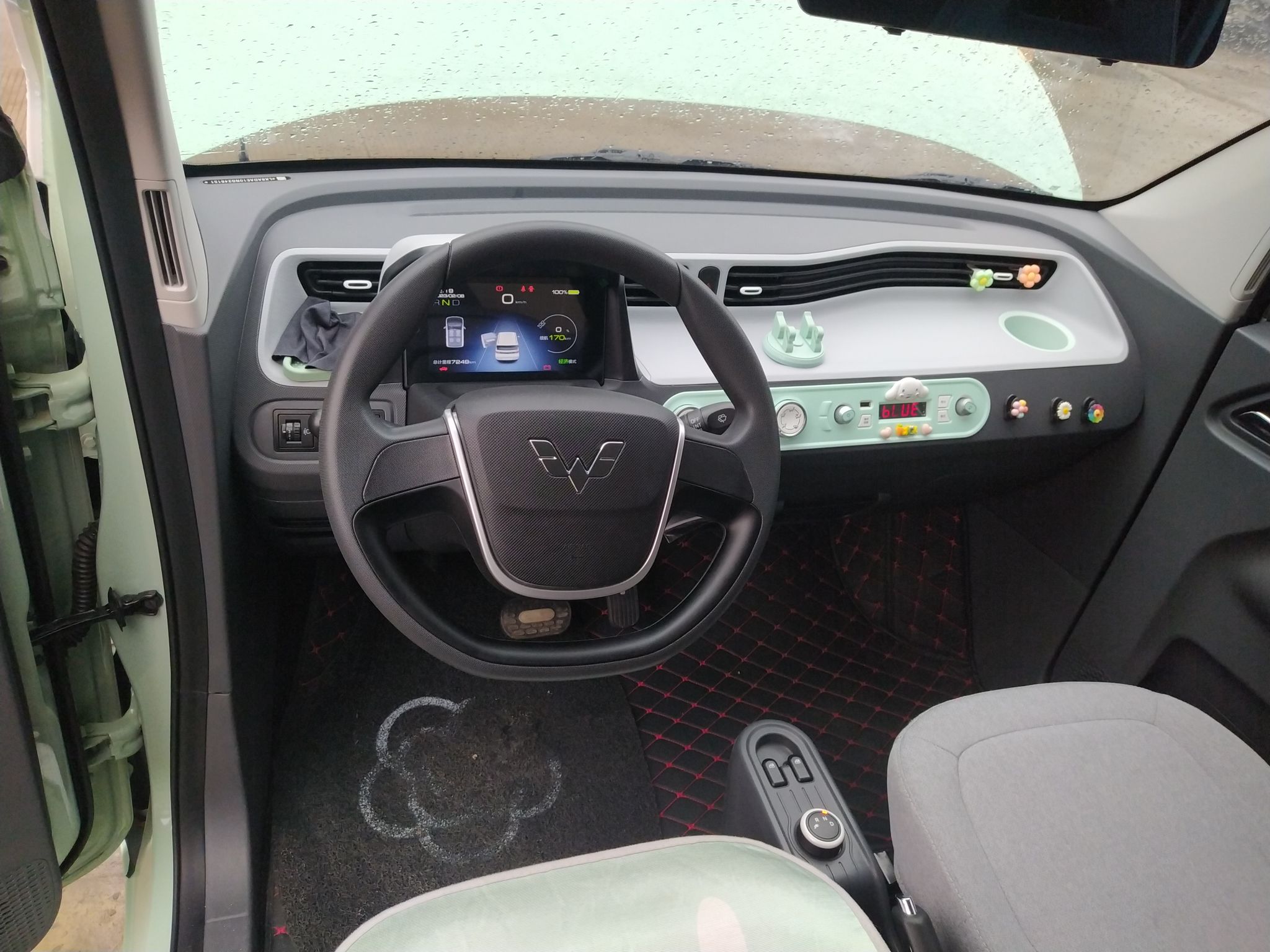 五菱汽车 宏光MINI EV 2022款 马卡龙臻享款 磷酸铁锂