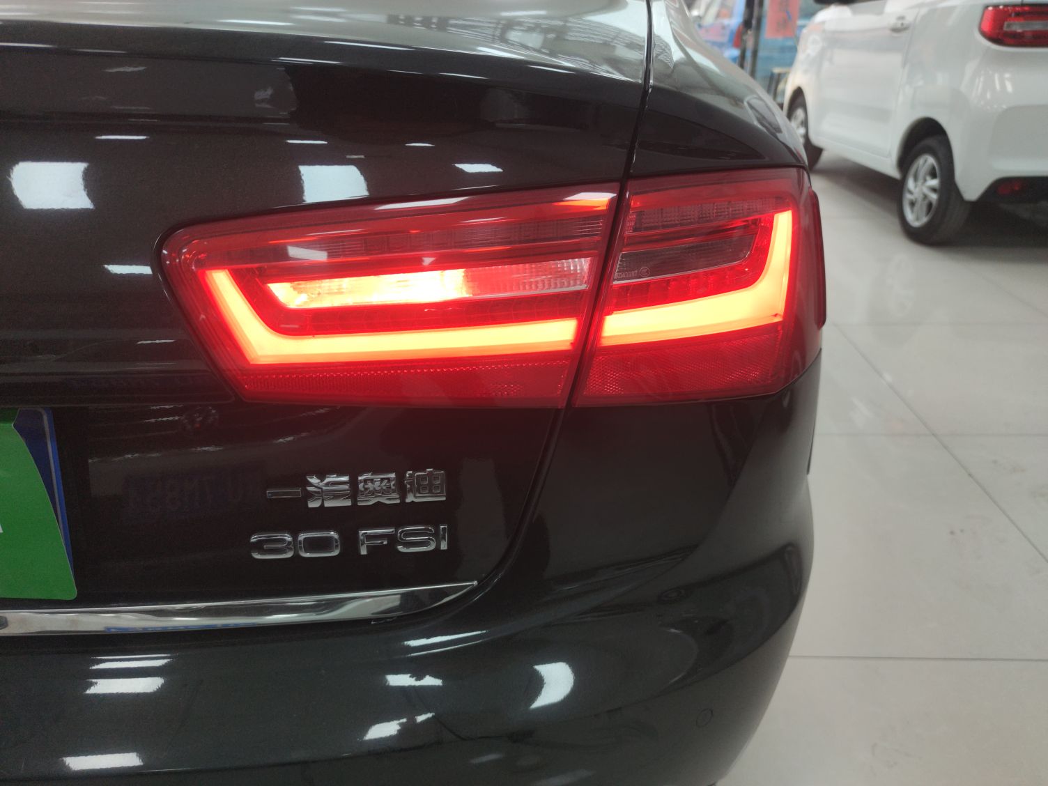 奥迪A6L 2012款 30 FSI 舒适型