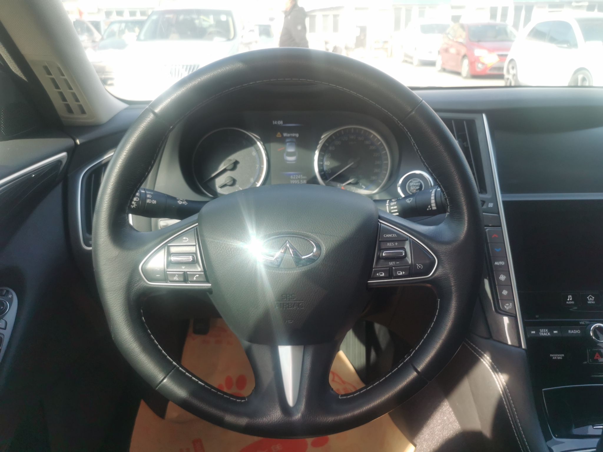 英菲尼迪Q50 2014款 2.0T 舒适版(进口)