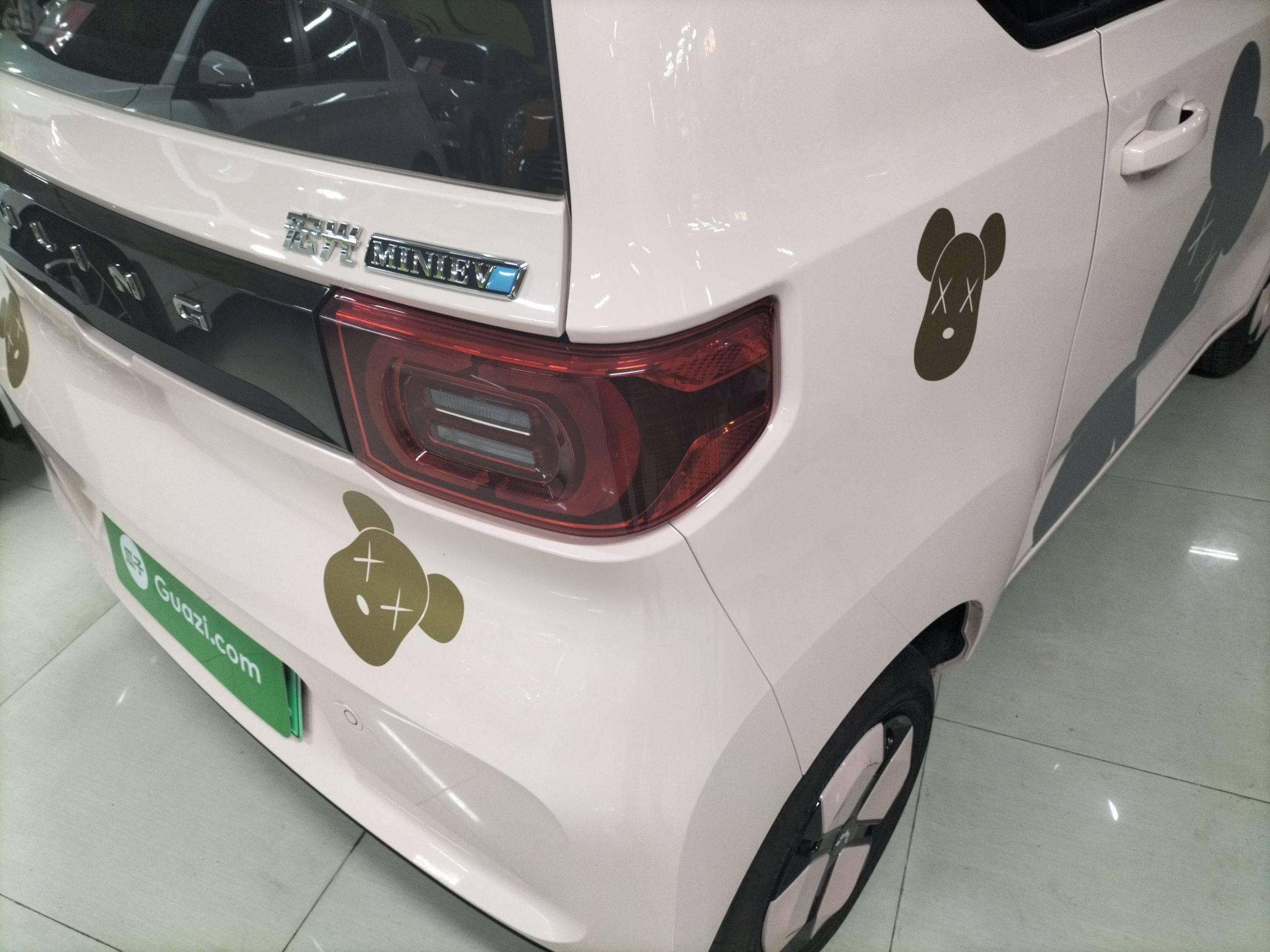 五菱汽车 宏光MINI EV 2021款 马卡龙时尚款 磷酸铁锂