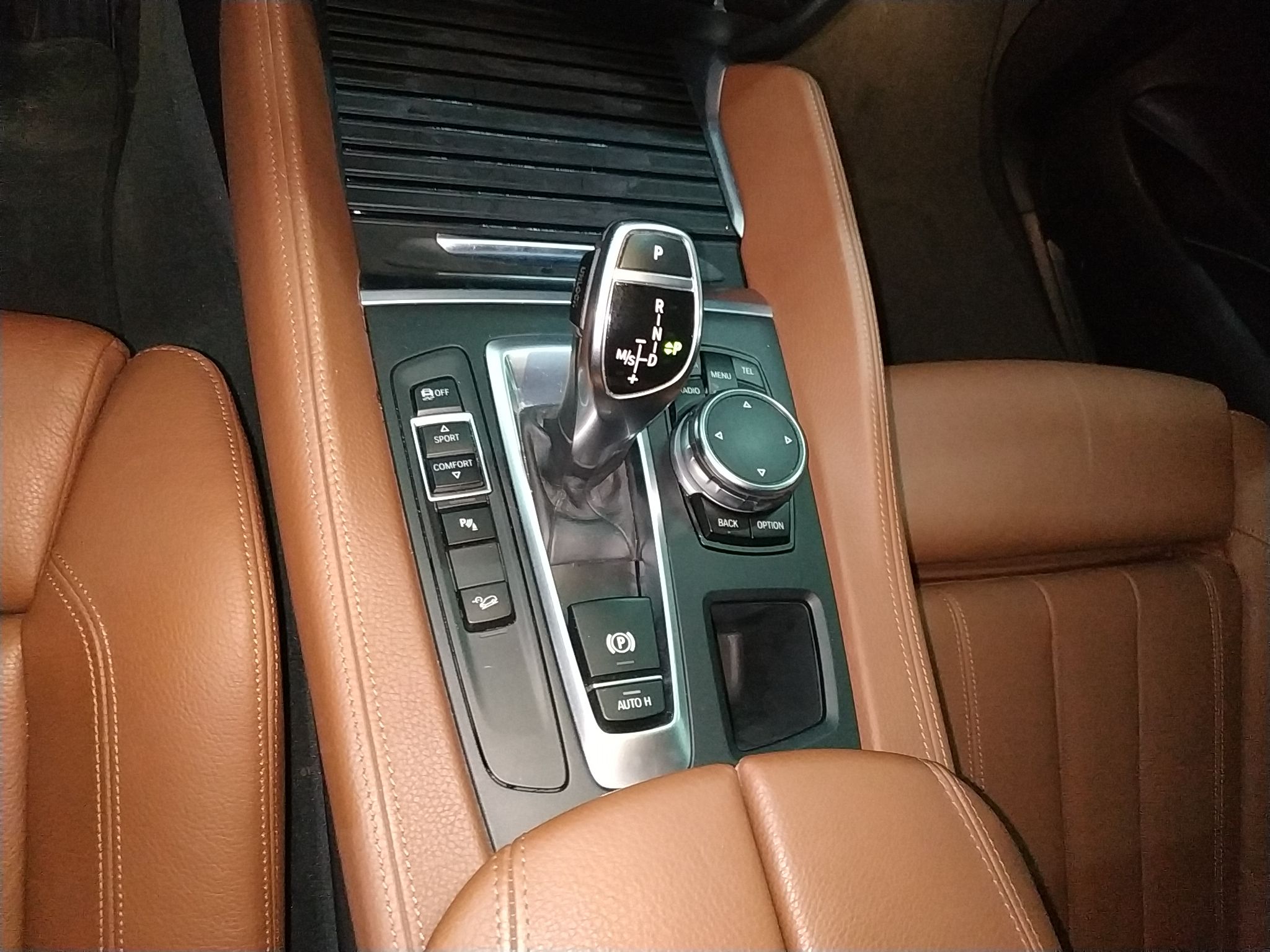 宝马X6 2015款 xDrive35i 豪华型(进口)