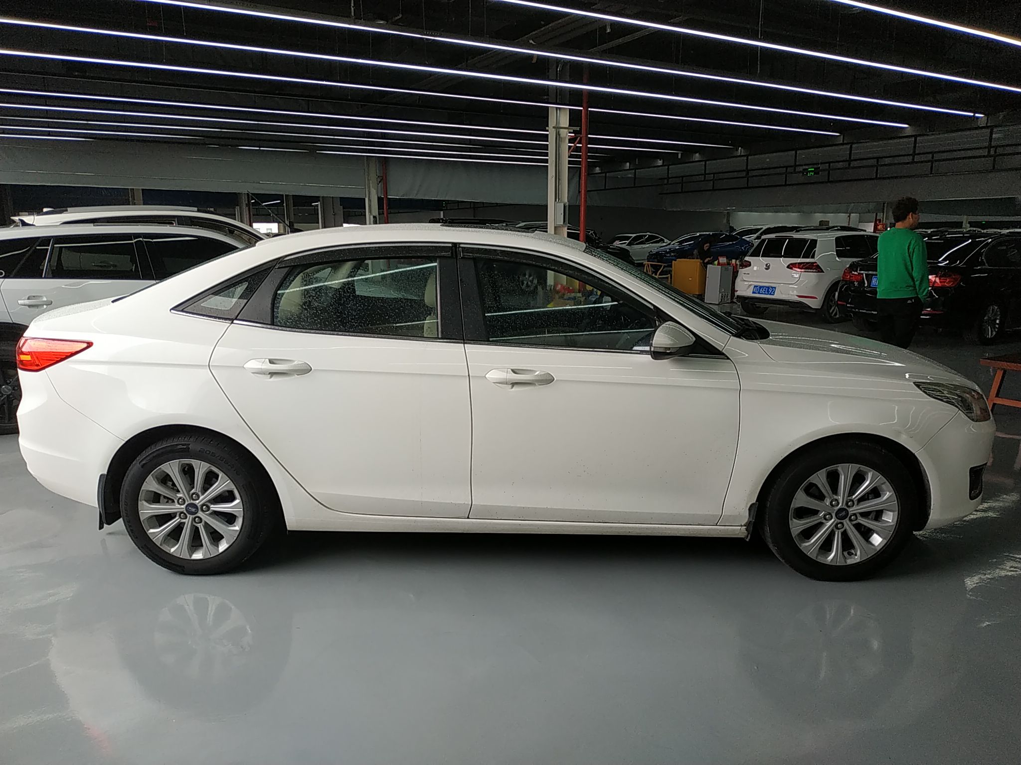 福特 福睿斯 2015款 1.5L 自动时尚型