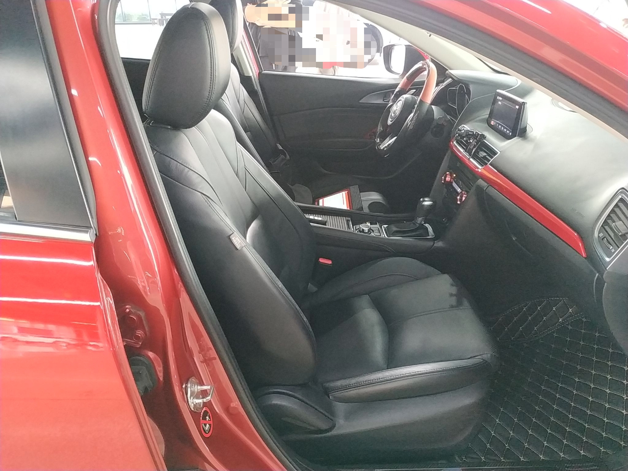 马自达 昂克赛拉 2017款 三厢 2.0L 自动尊贵型 国VI